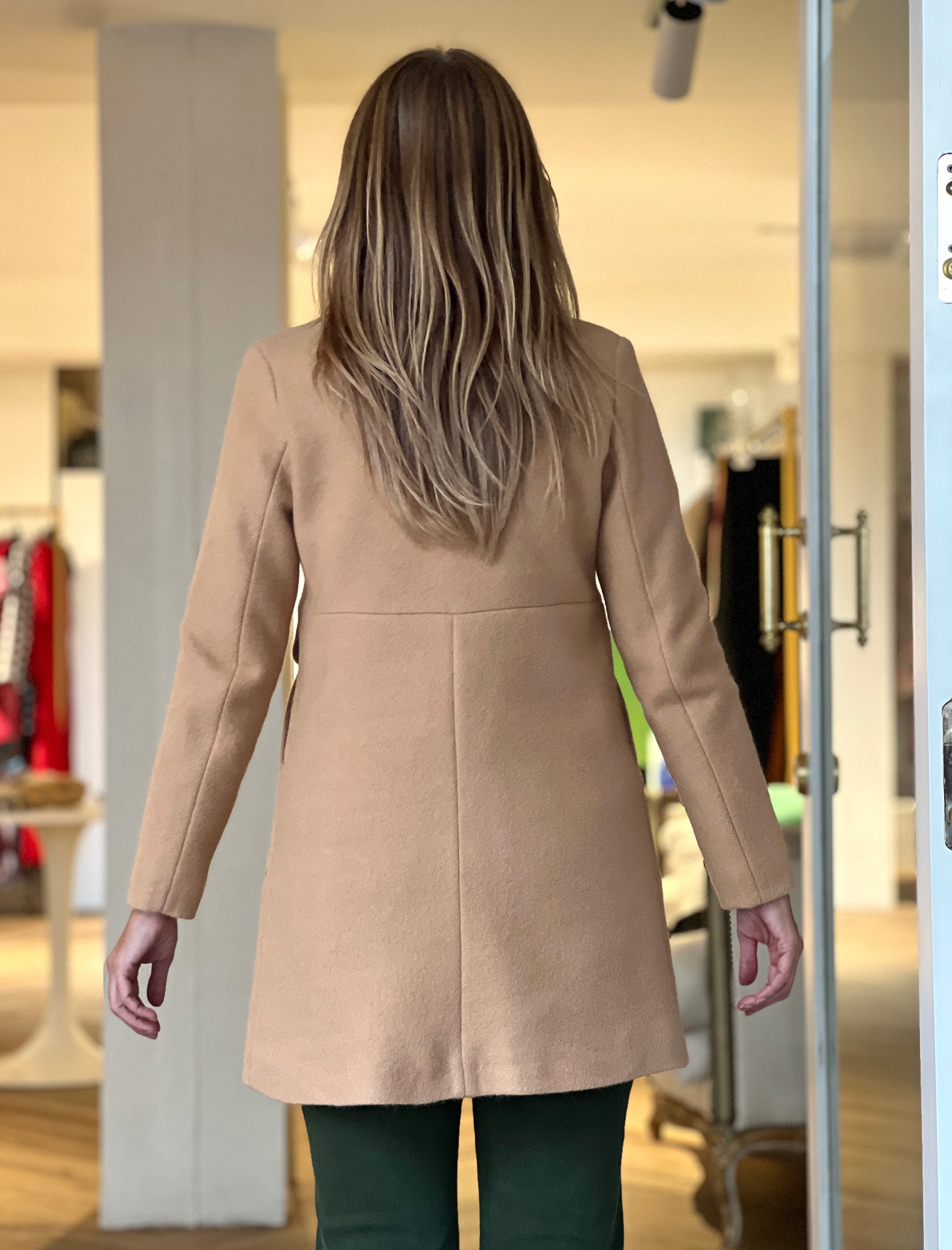 Abrigo ideal superfavorecedor camel