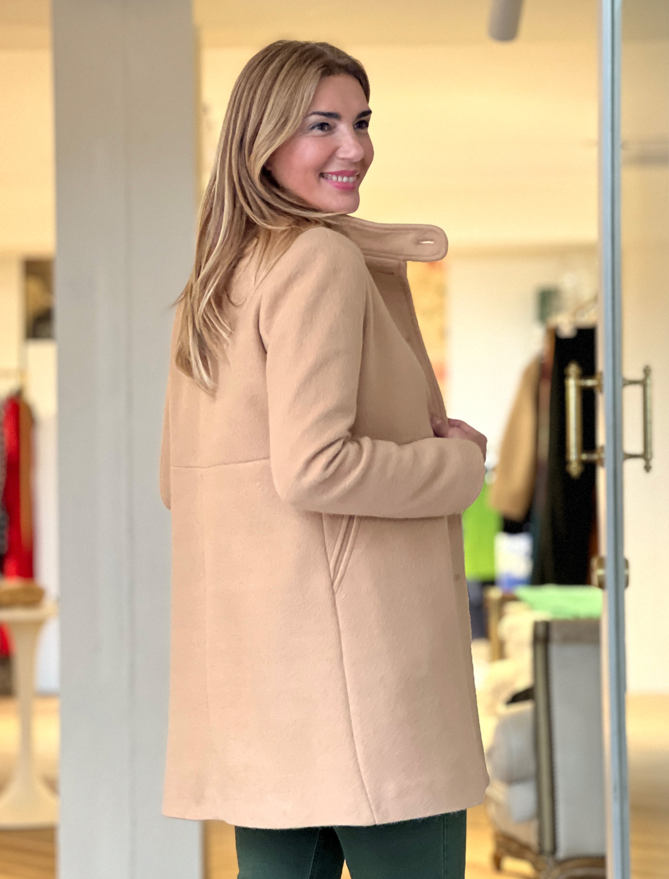 Abrigo ideal superfavorecedor camel