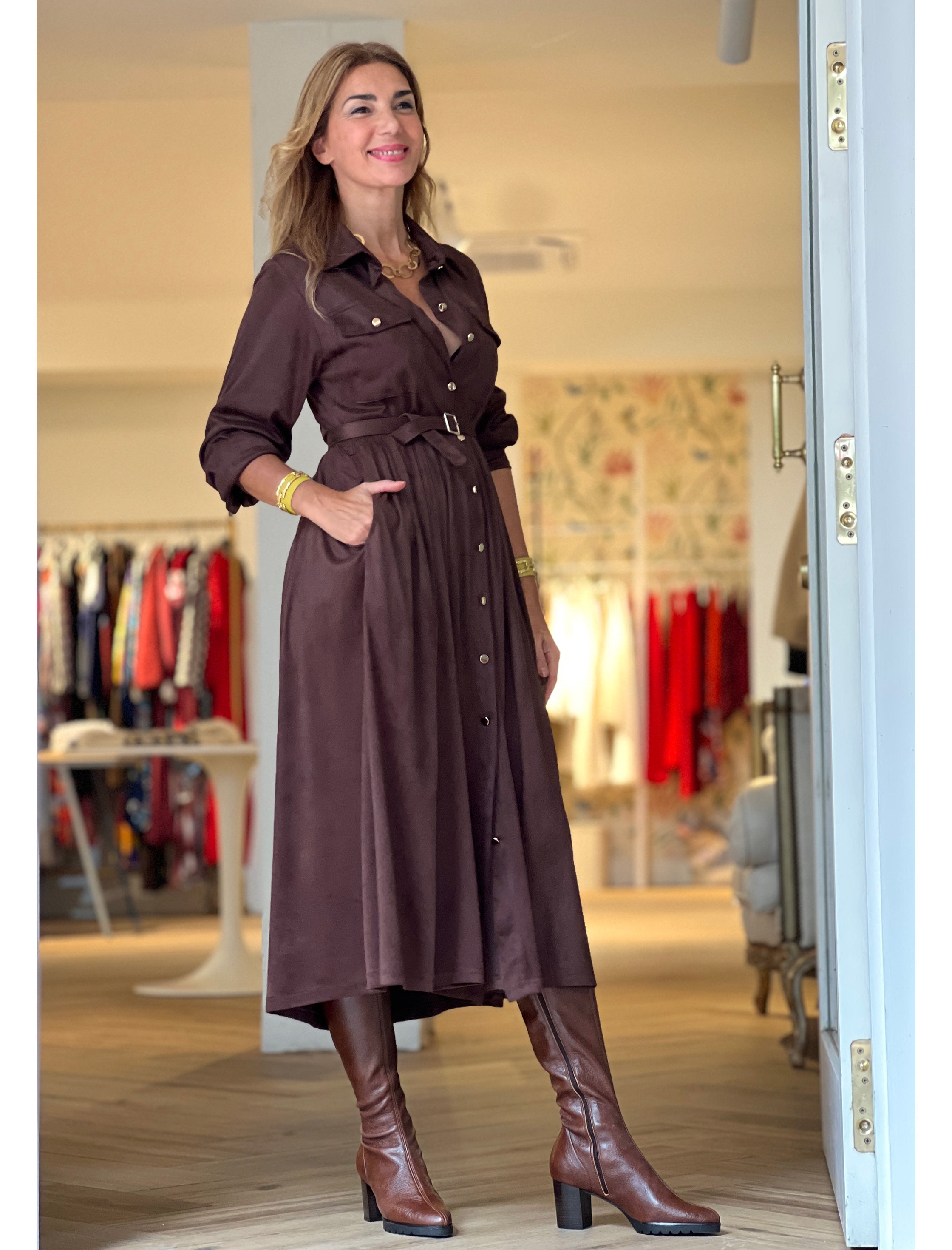 Vestido camisero marrón chocolate