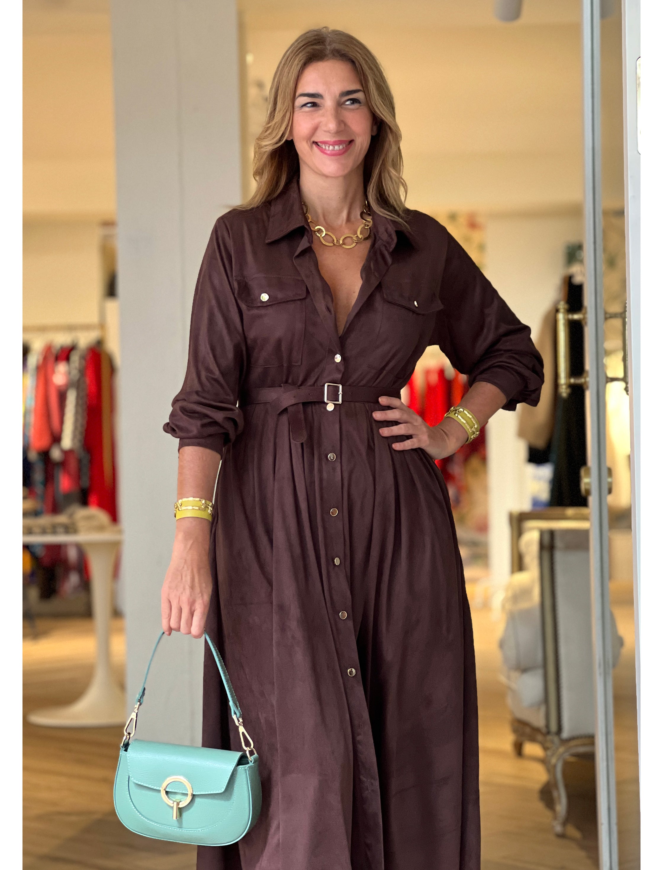 Vestido camisero marrón chocolate