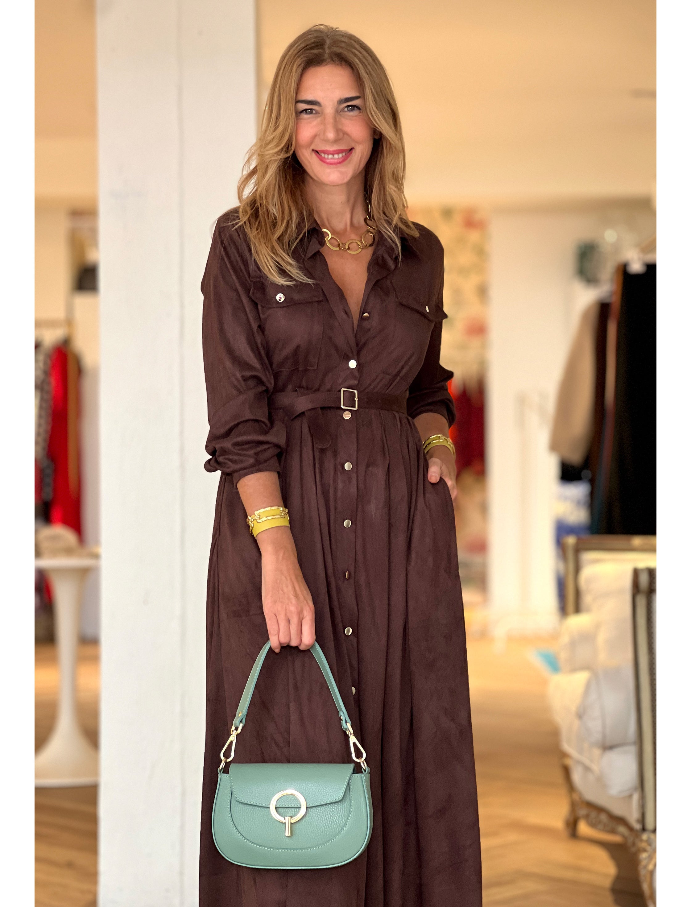 Vestido camisero marrón chocolate