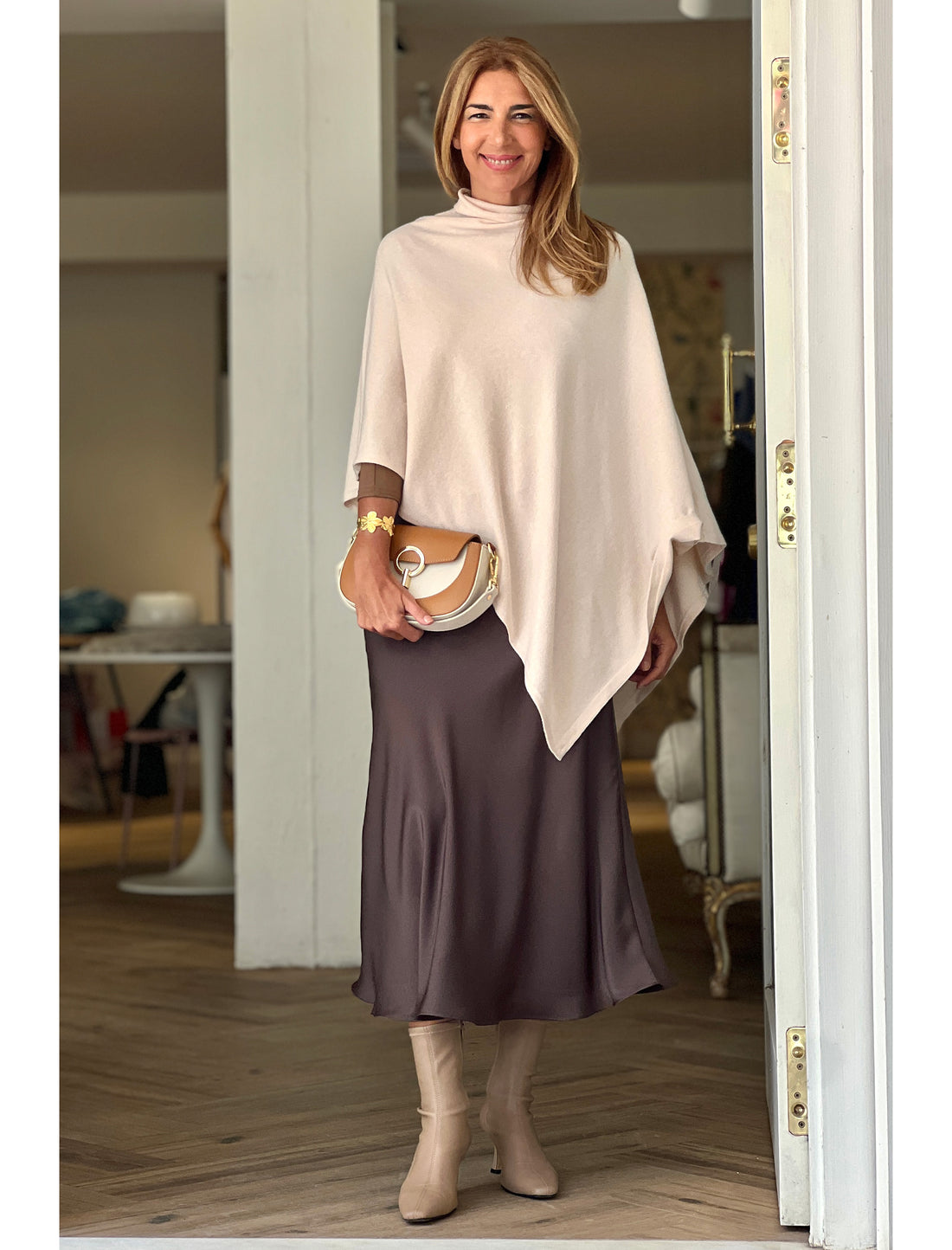 Capa chic deliciosa beige