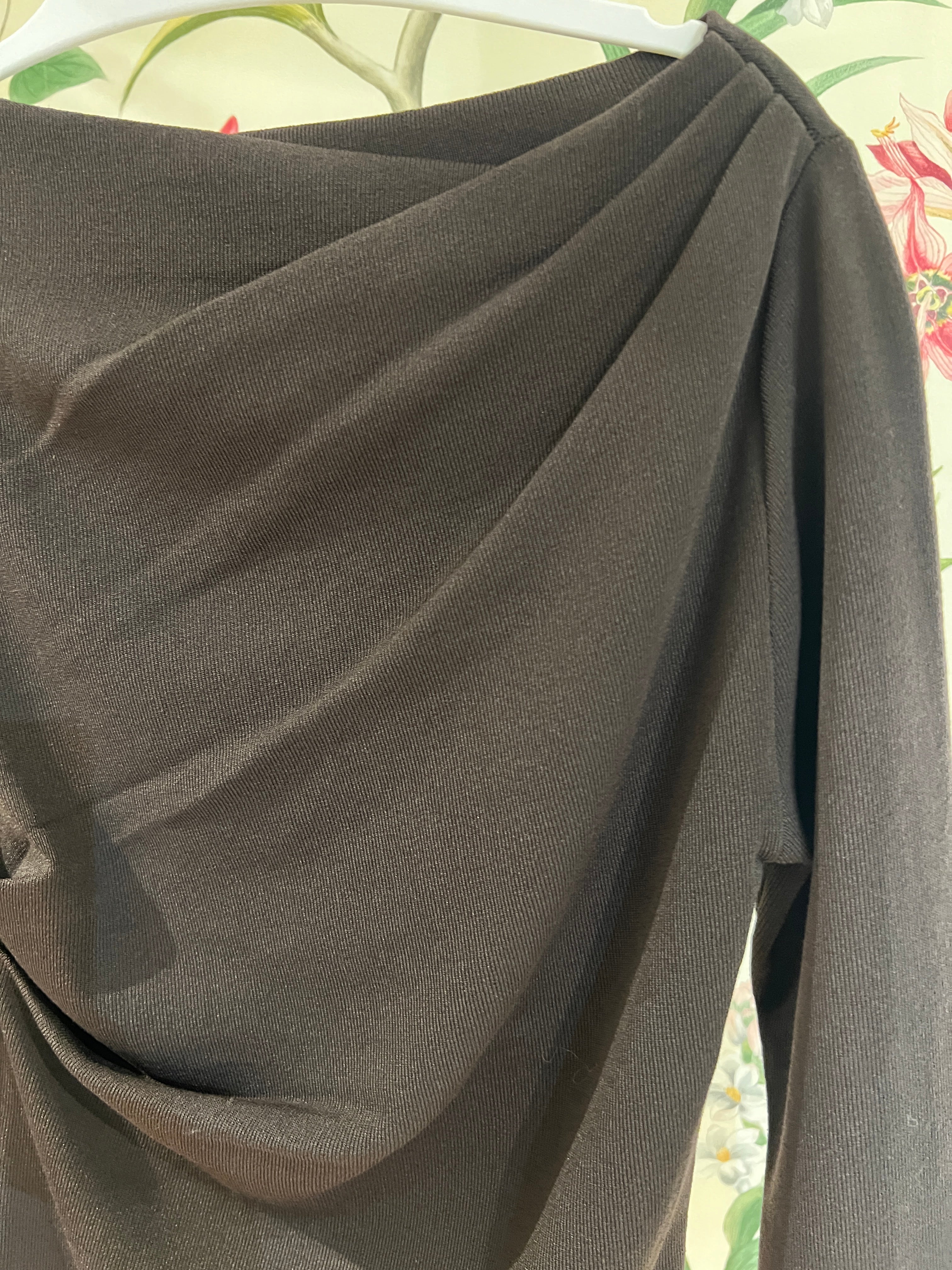 Jersey marrón pliegues chic