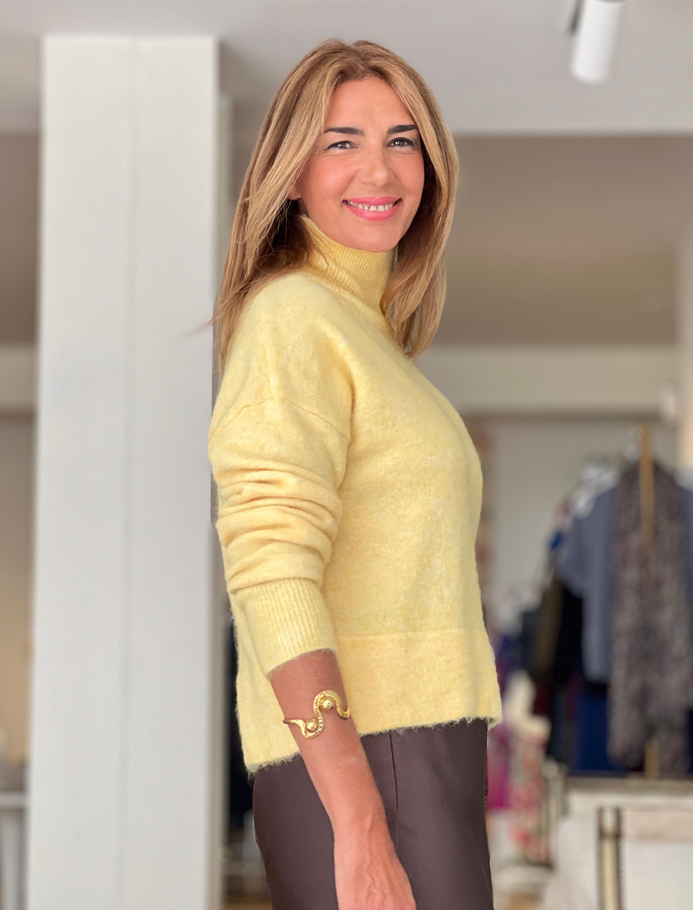 Brazalete curvas chic