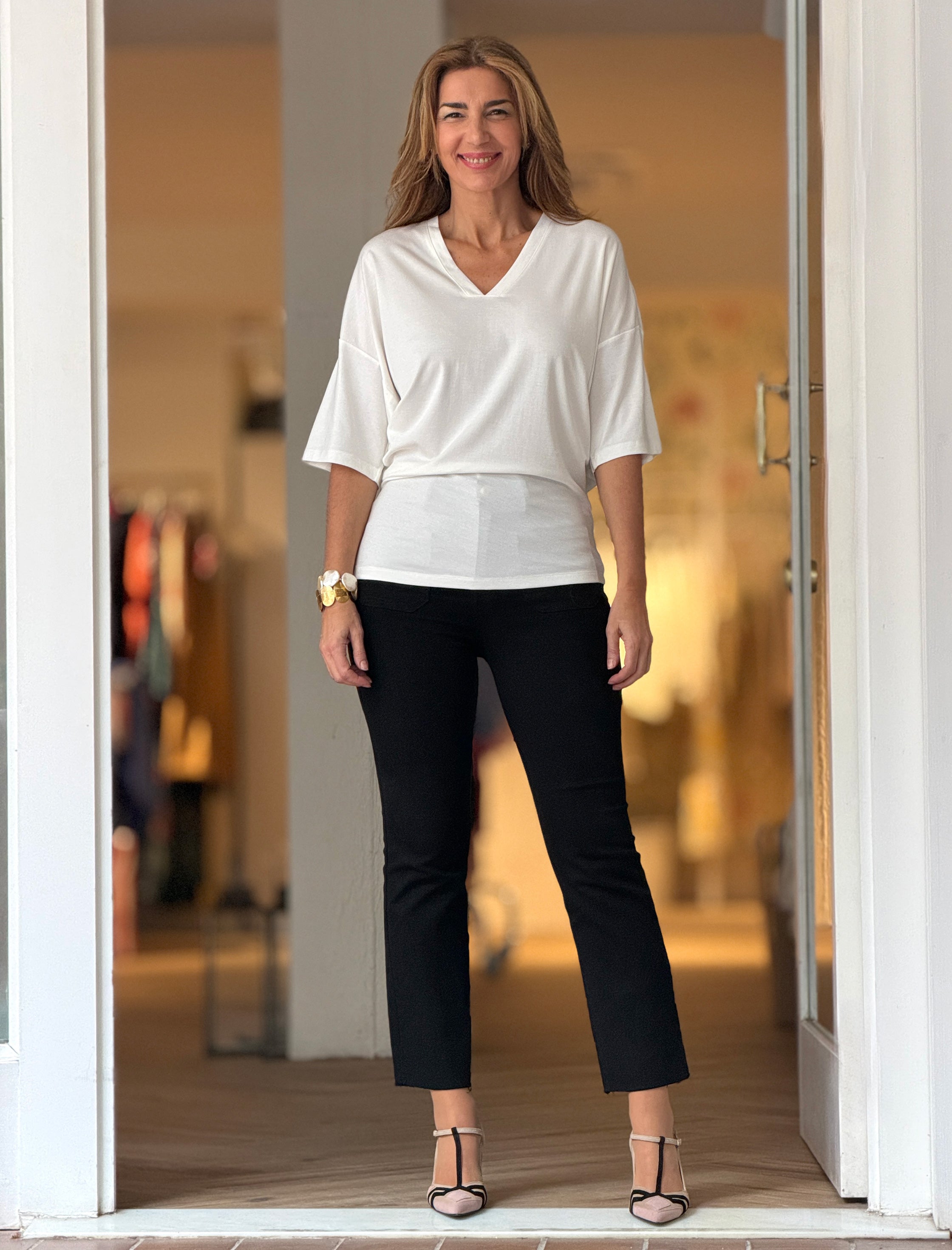 Camiseta blanca de pico muy chic