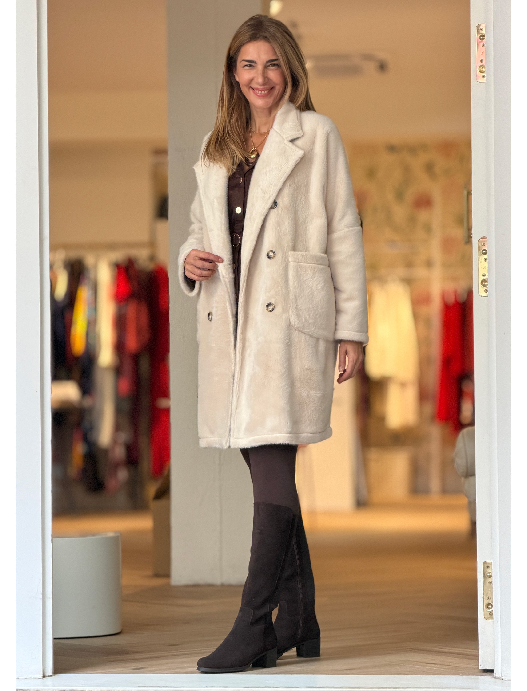 Abrigo de pelo suave beig