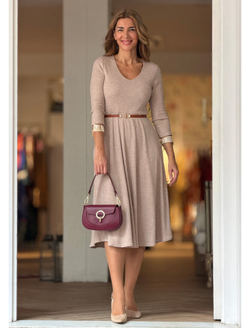 Vestido fondo de armario suave beige