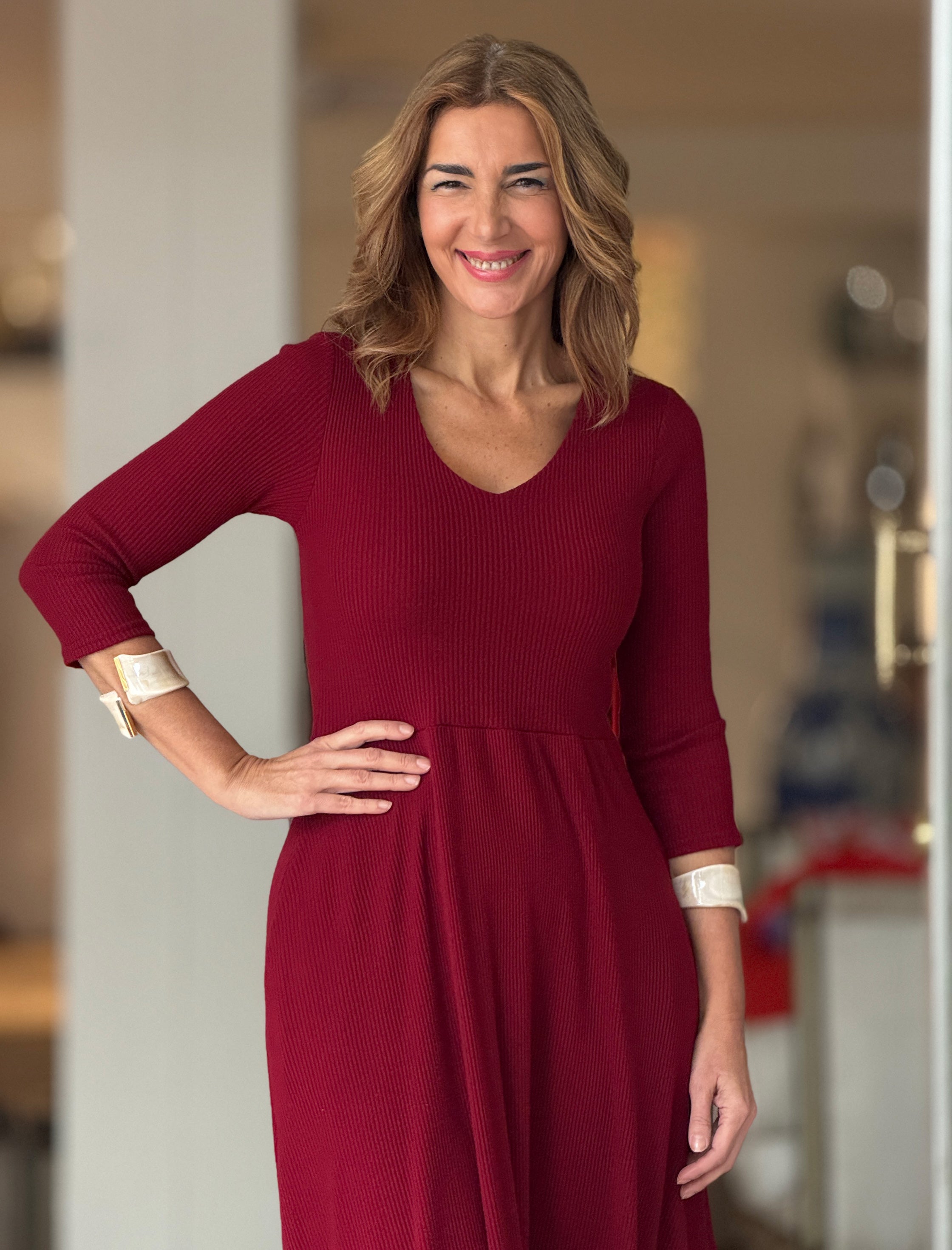 Vestido fondo de armario suave burdeos