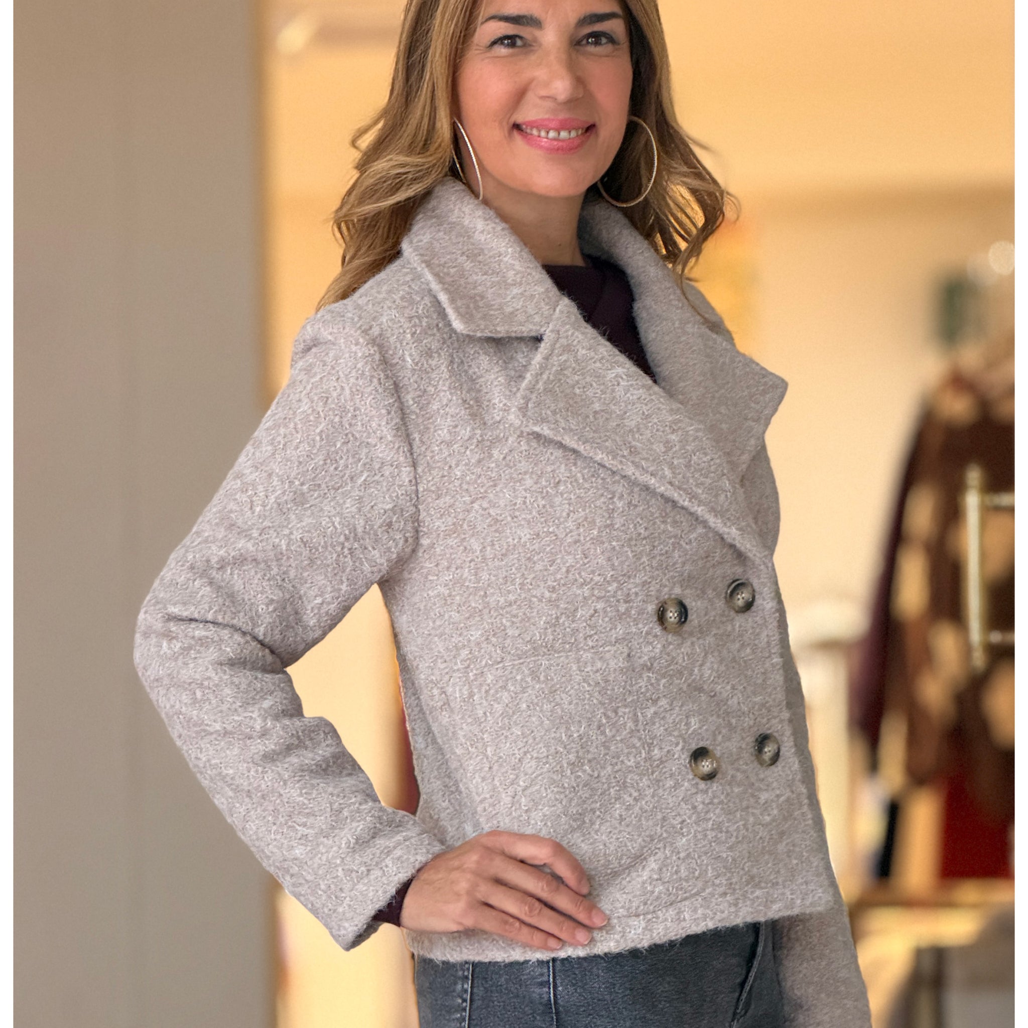 Chaqueta cruzada botones chic beig