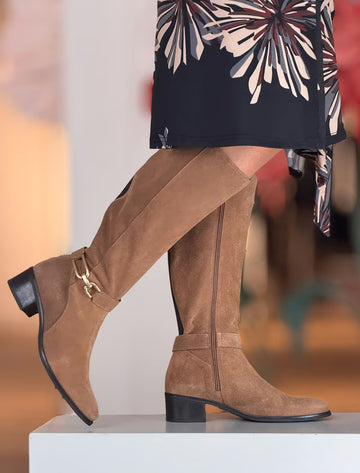 Bota camel estribo