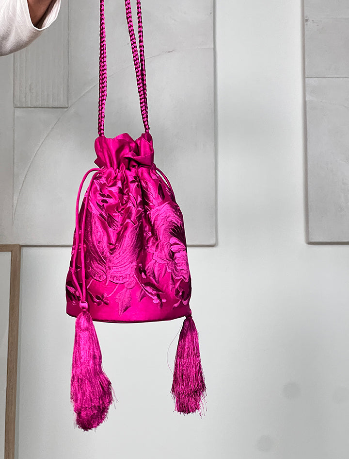 Bolso pochette seda bordada buganvilla