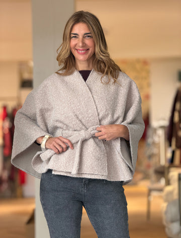 Capa con cinturón suave arena