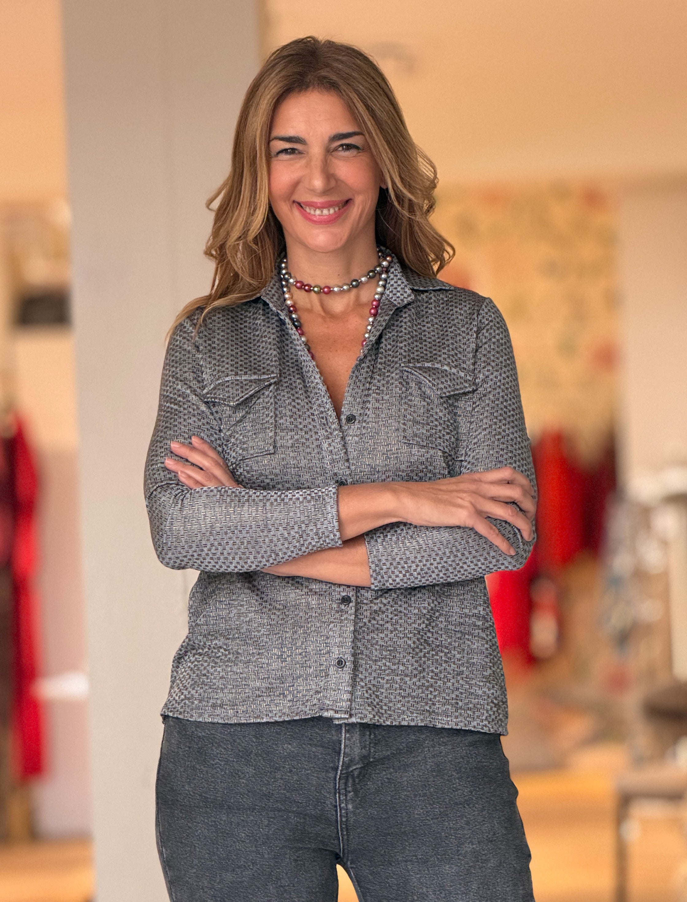 Camisa fluida de bolsillos