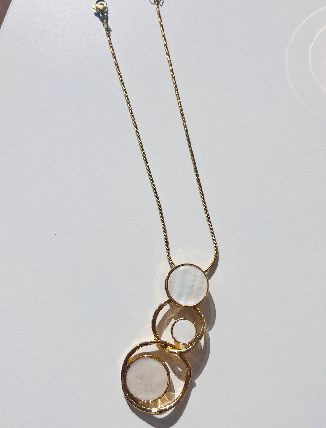Collar escultura Nácar chic