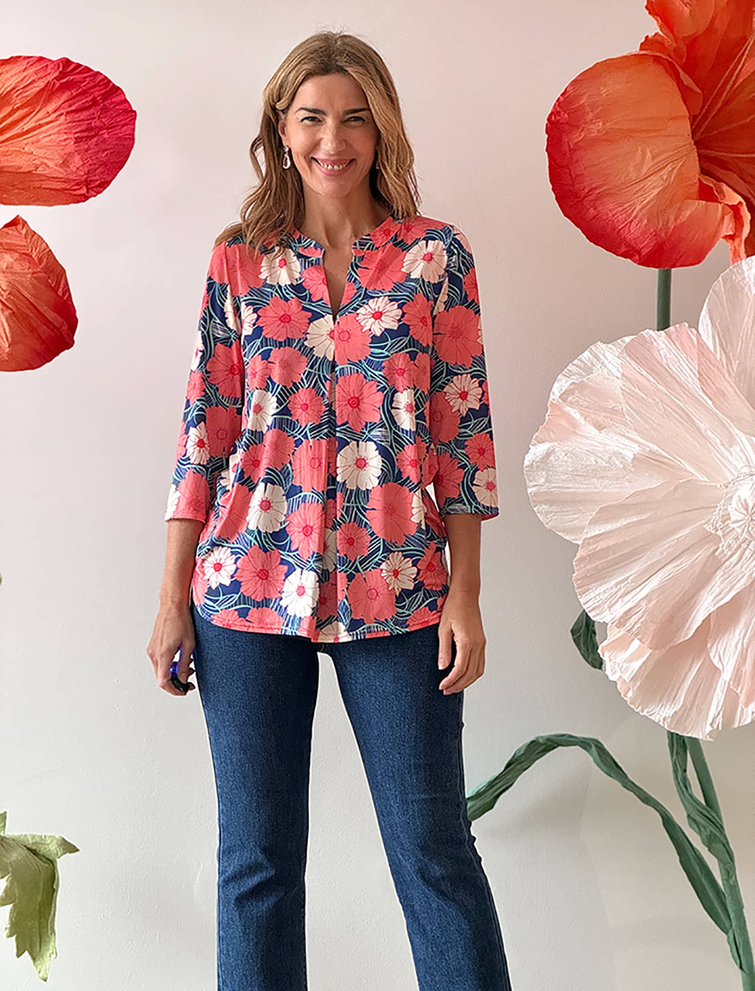 Blusa de flores primaveral