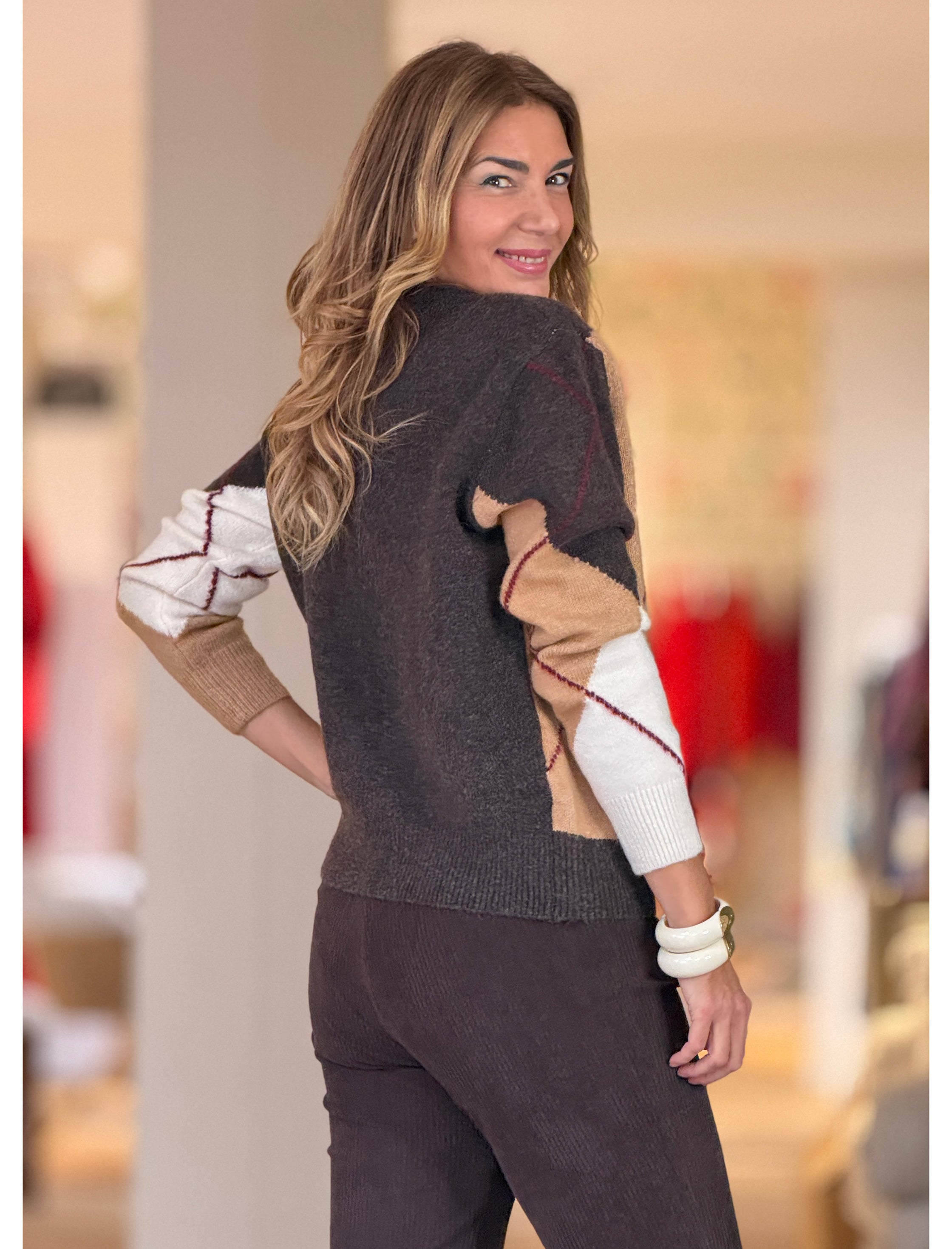 Jersey de rombos marrón