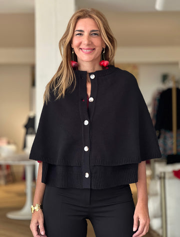 Capa de punto superchic negra