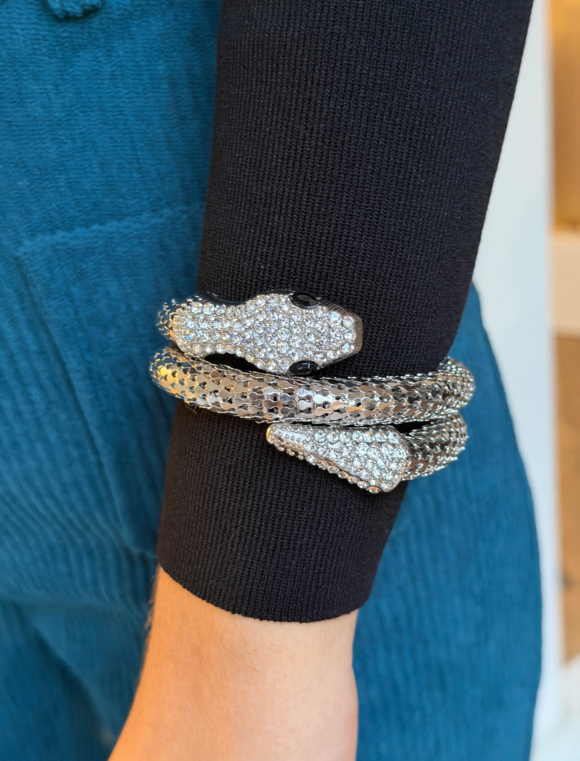 Brazalete serpiente chic plateado