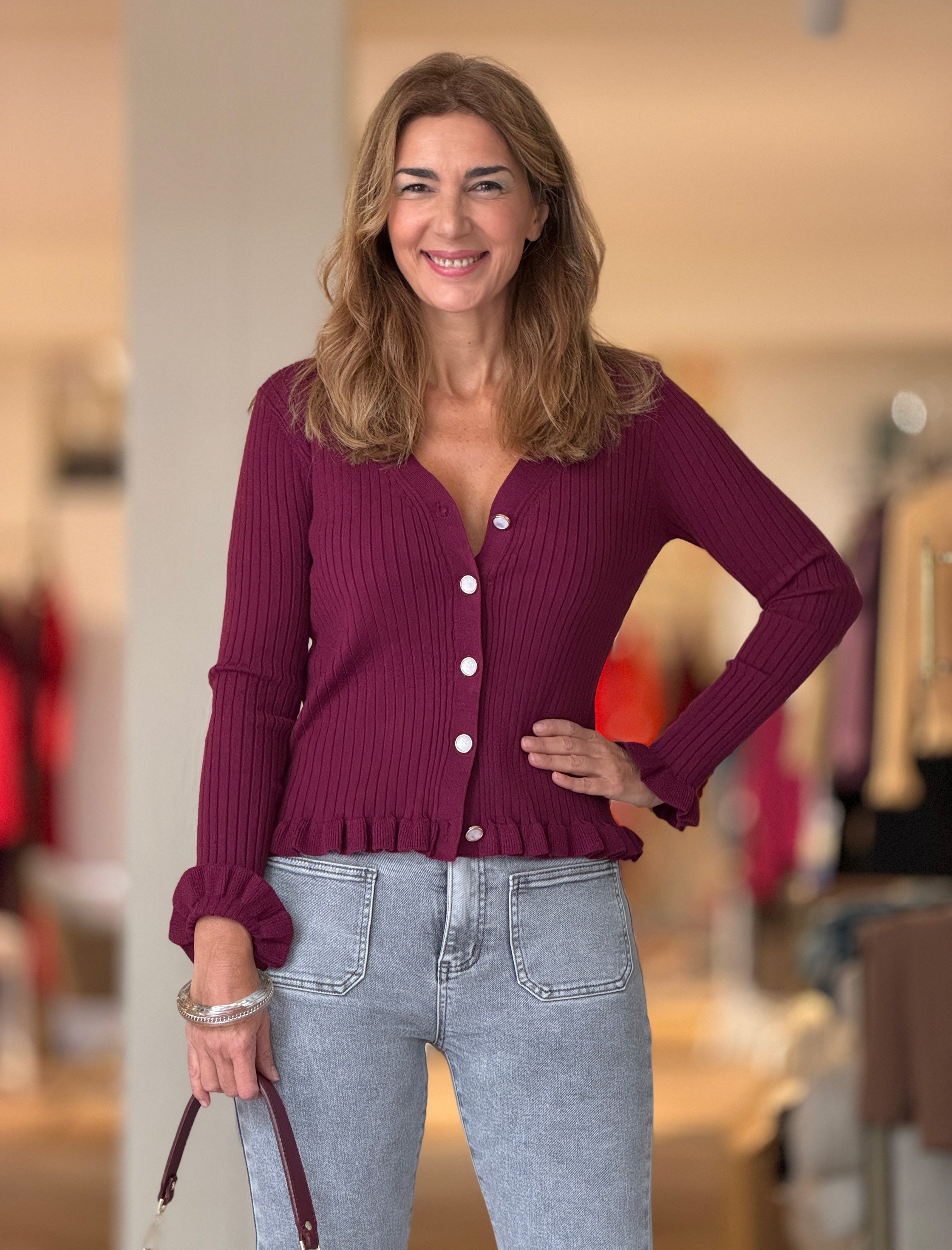 Rebeca burdeos botones chic