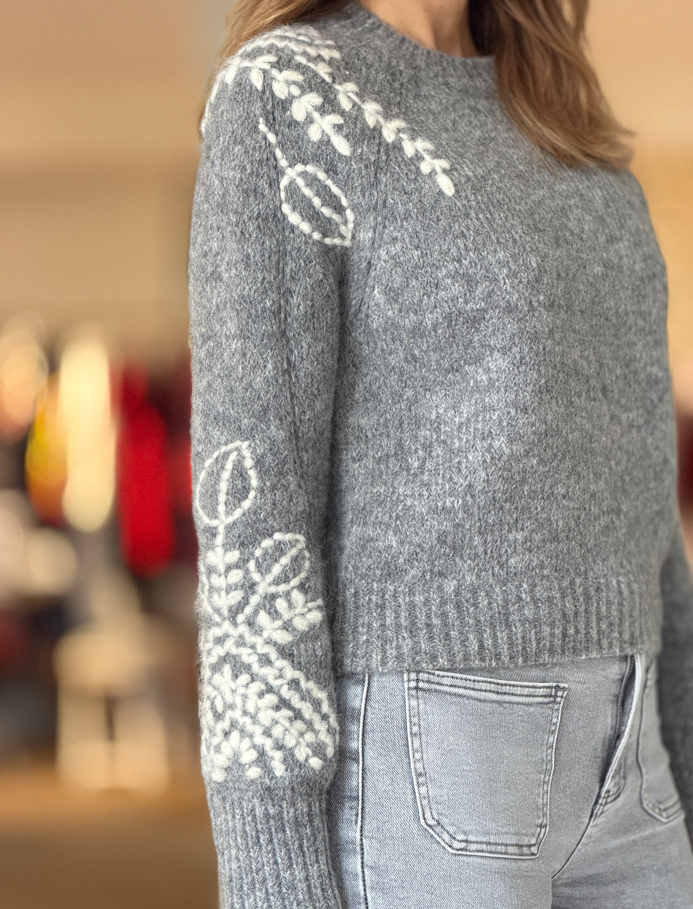 Jersey gris bordado suave