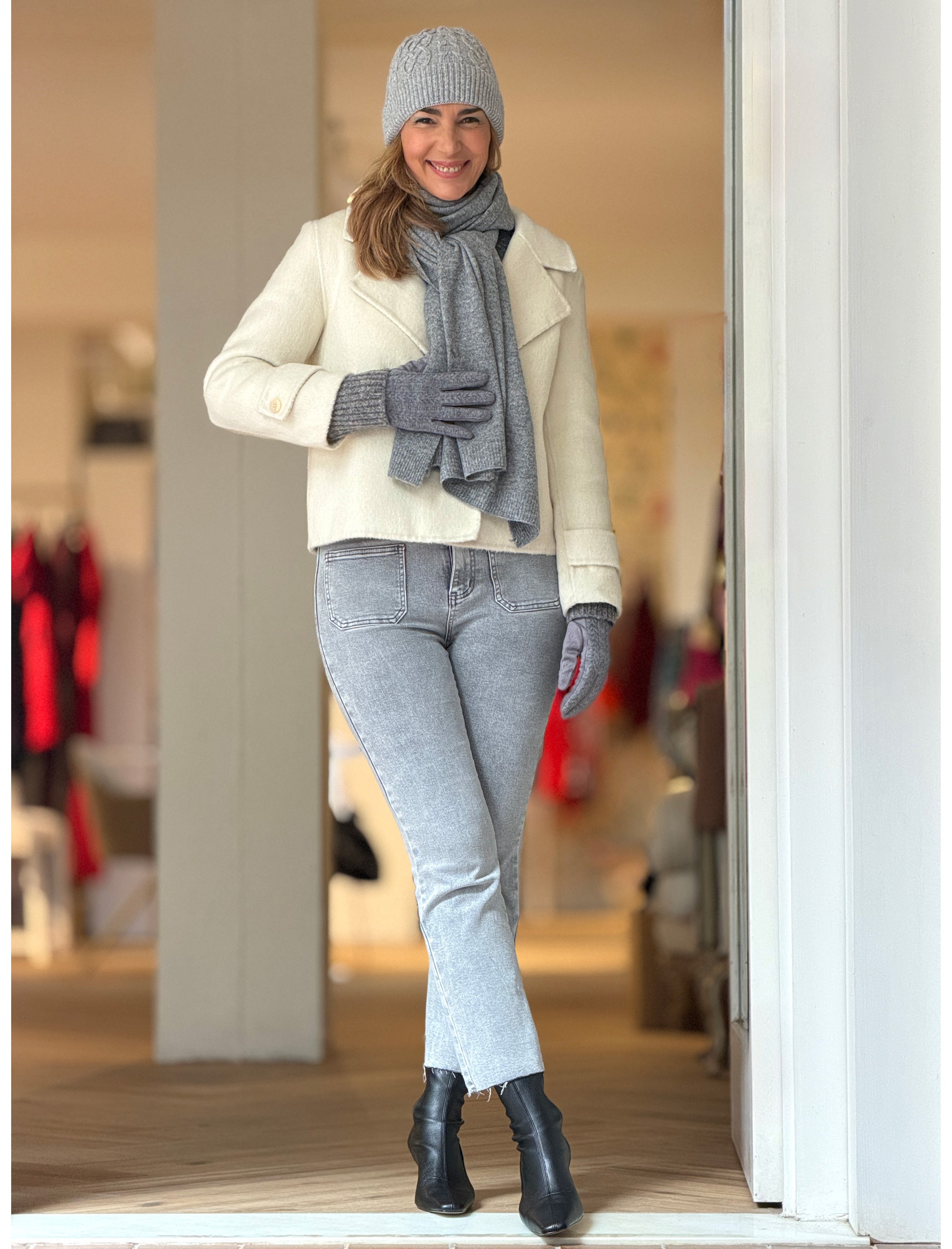 Chaqueta cruzada de lana beig claro