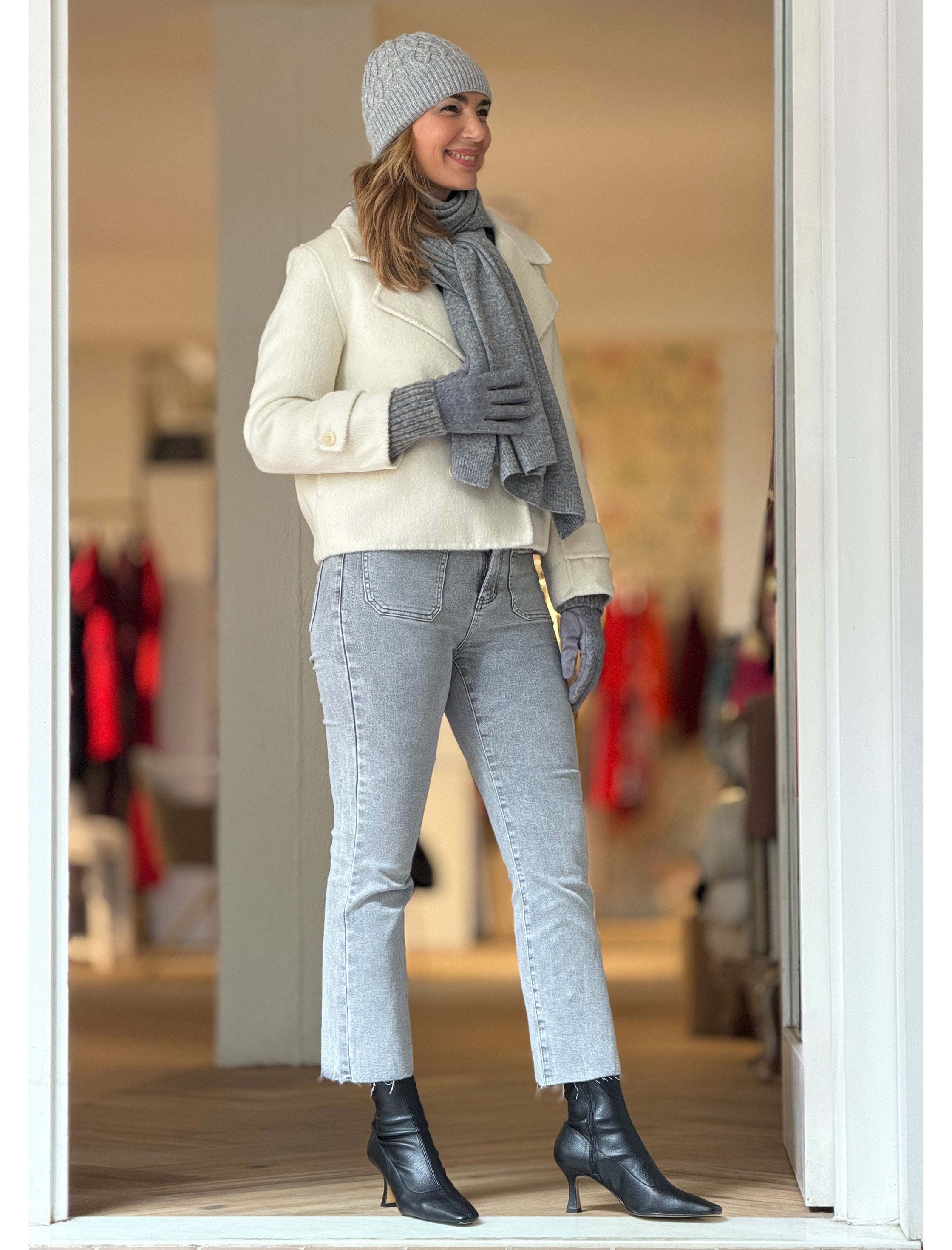 Chaqueta cruzada de lana beig claro