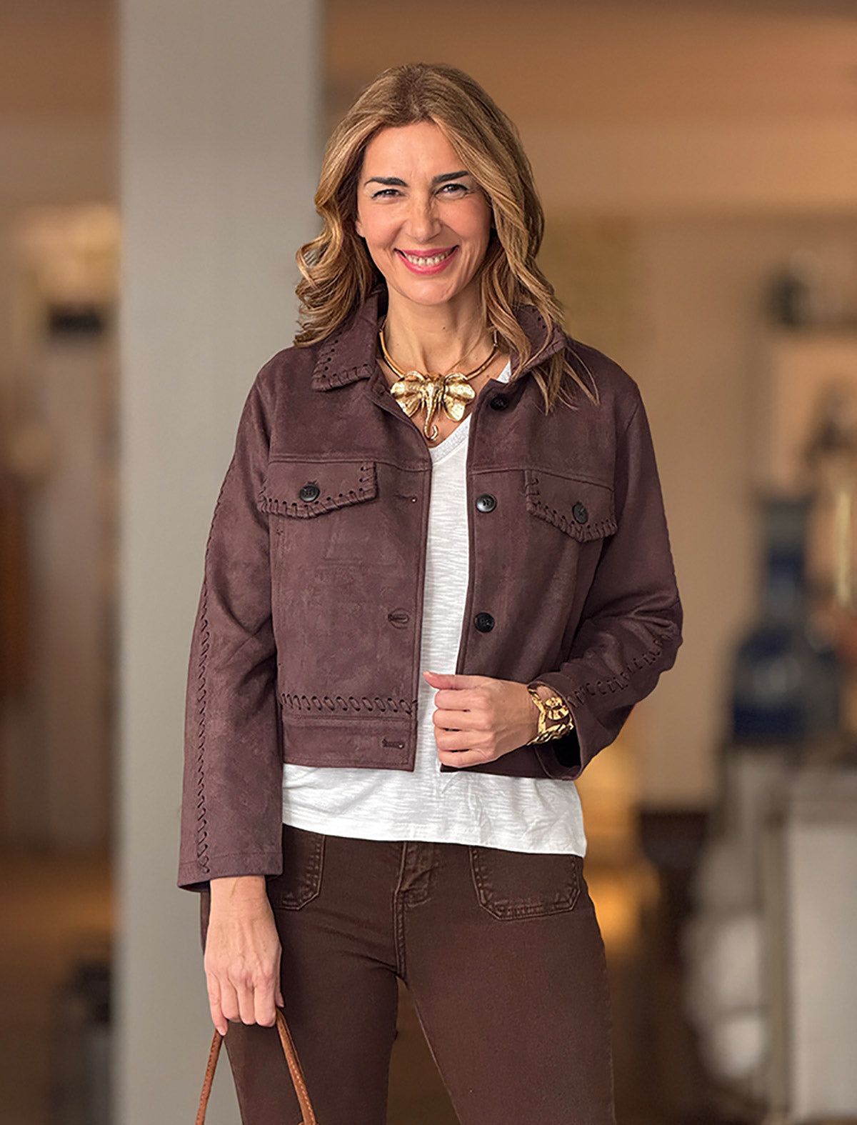 Chaqueta corta ideal de mujer marrón chocolate