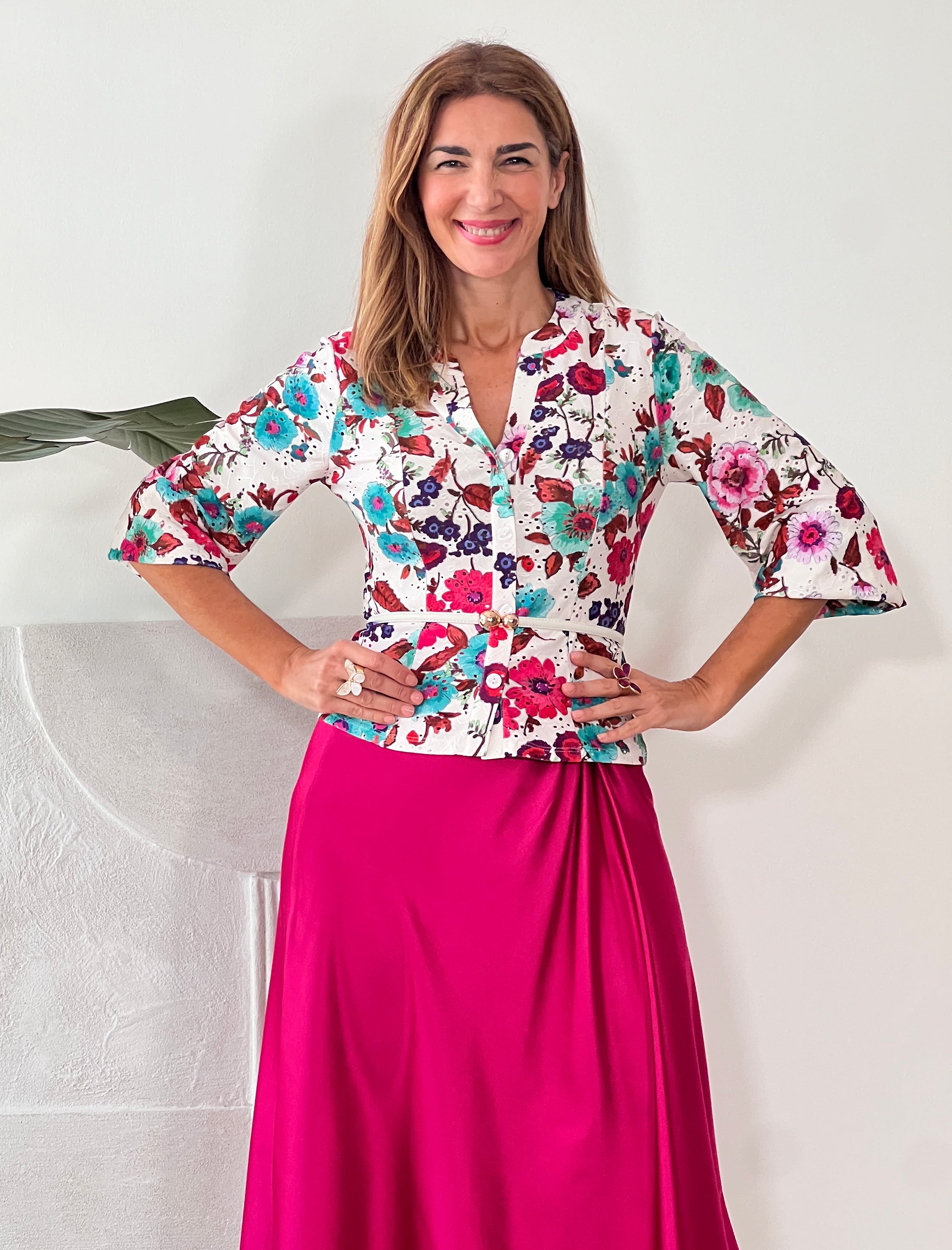 Camisa elástica floreal preciosa
