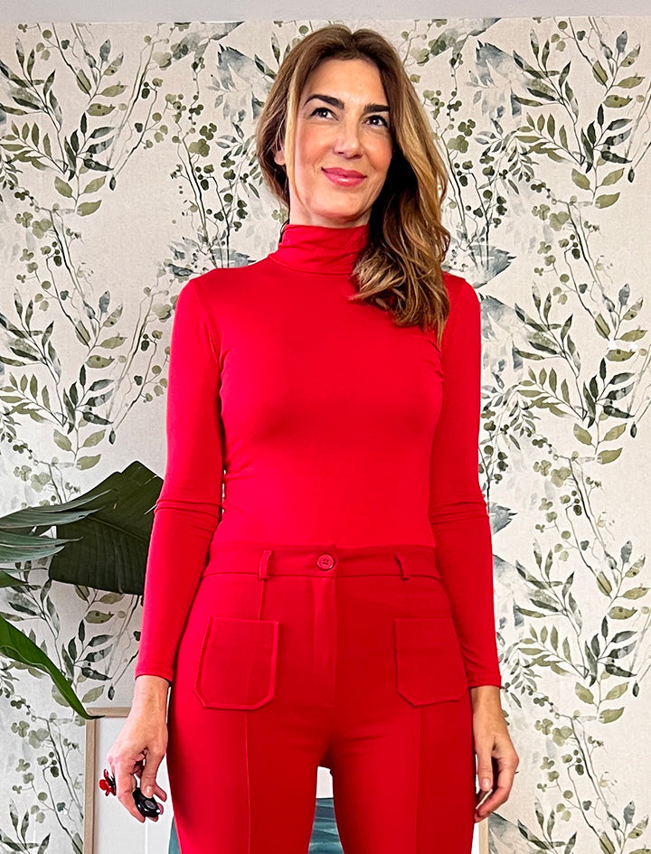 Camiseta de viscosa suave roja