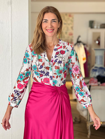 Camisa elástica floreal preciosa