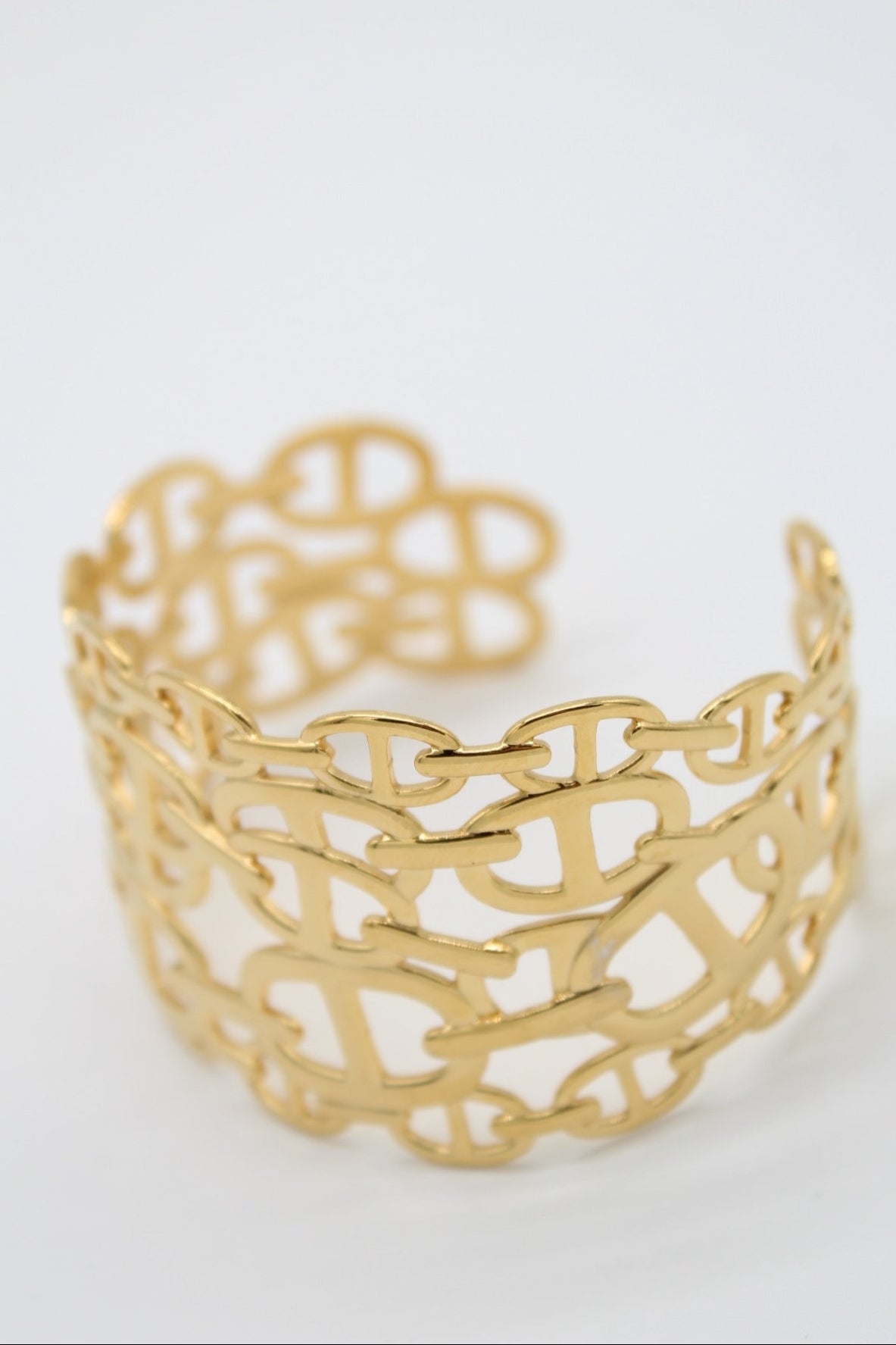Brazalete eslabón chic dorado