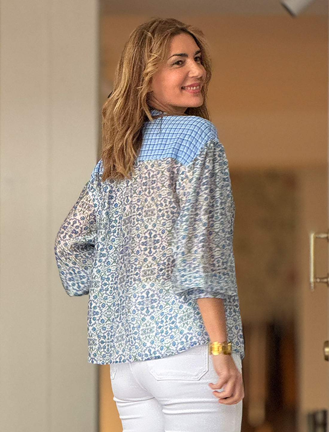 Blusa fluida celeste de florecitas