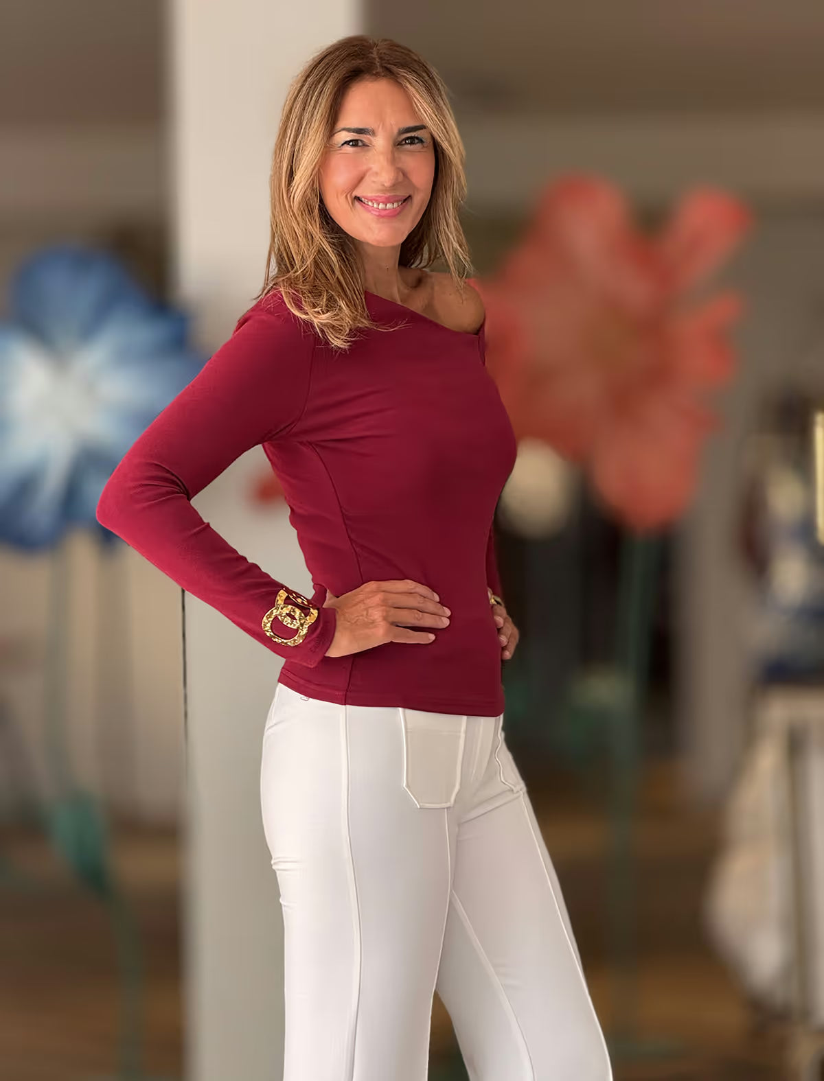 Stylish burgundy T-shirt