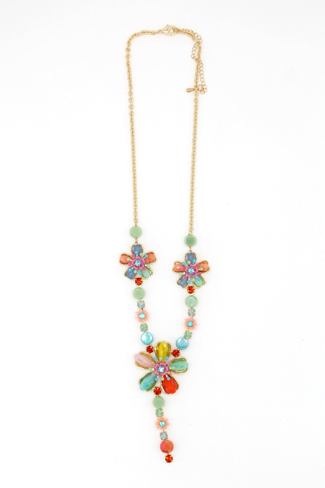 Collar artesanía floral