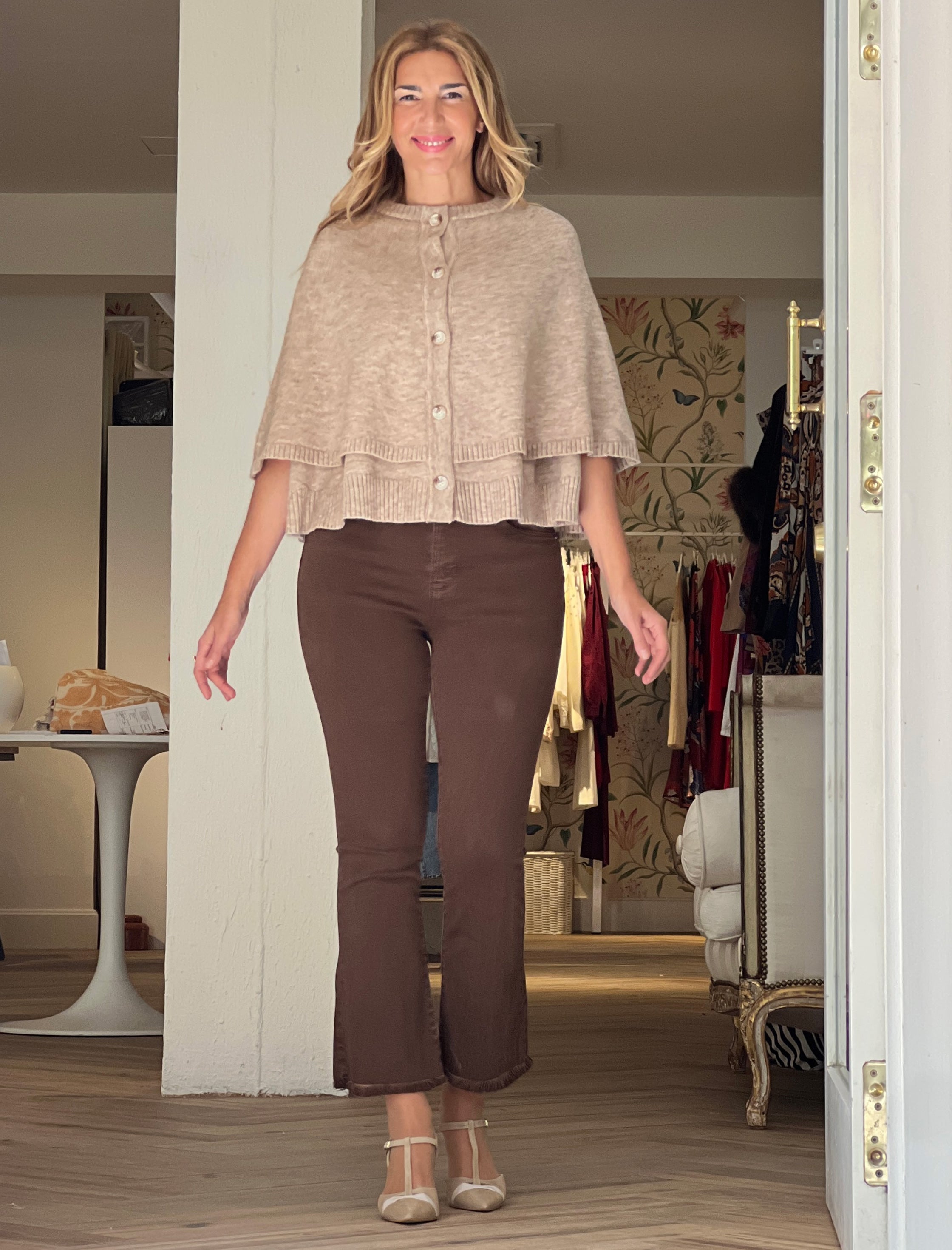 Capa de punto superchic camel