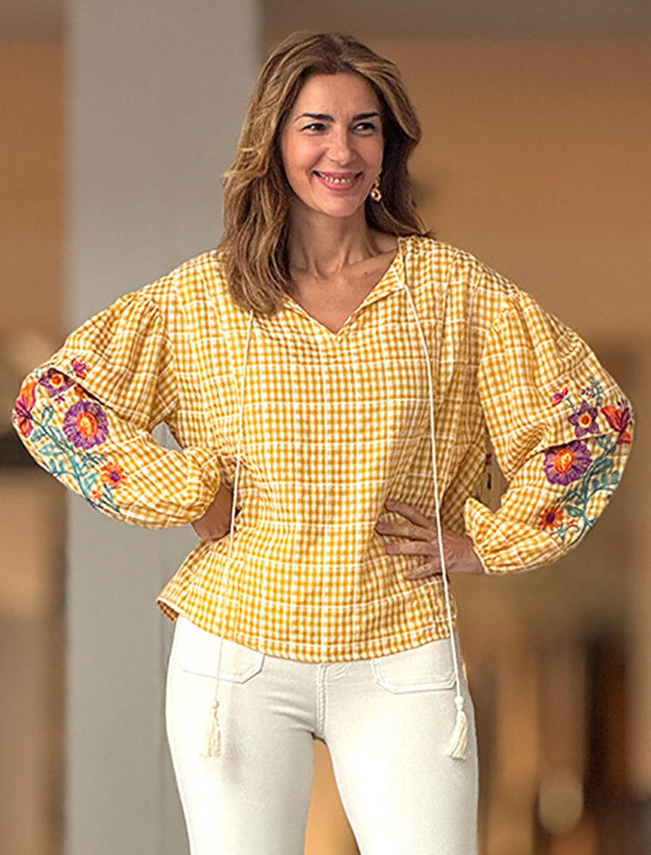 Blusa cuadros vichy amarilla bordada