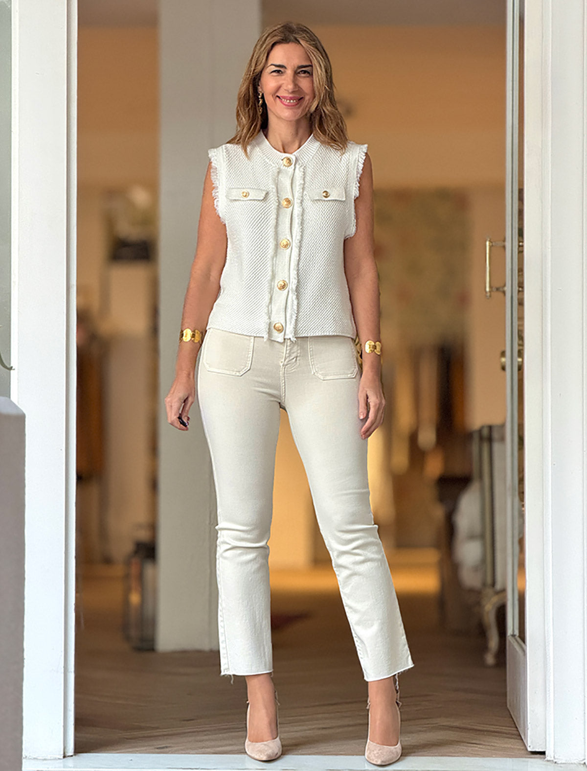 Chaleco blanca botones oro