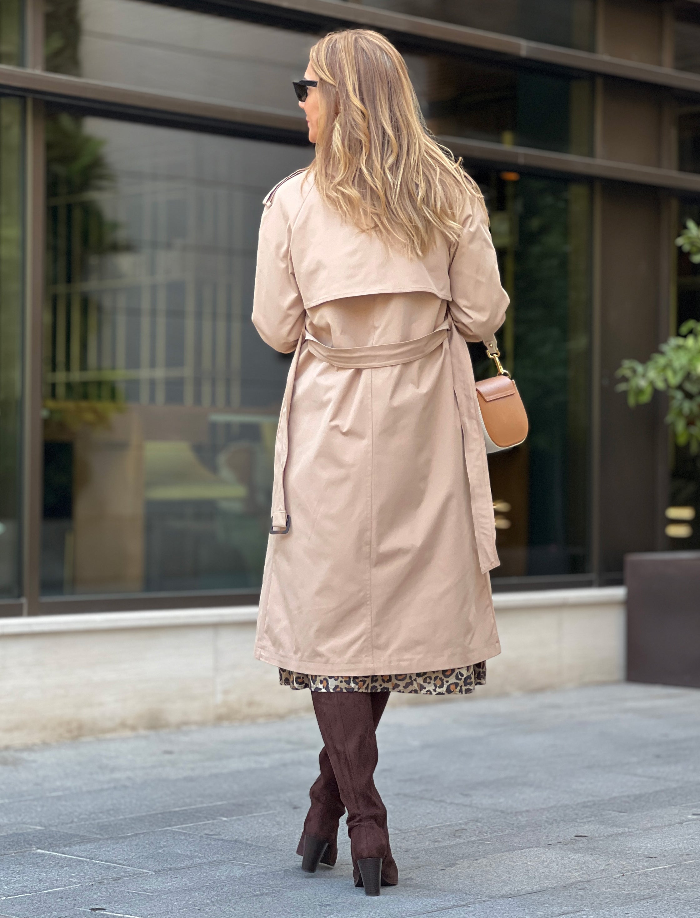 Trench gabardina fondo