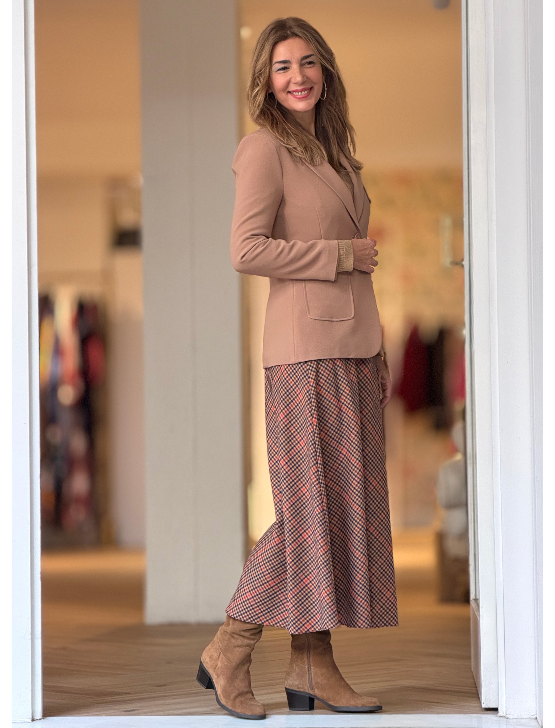 Falda cuadros midi chic