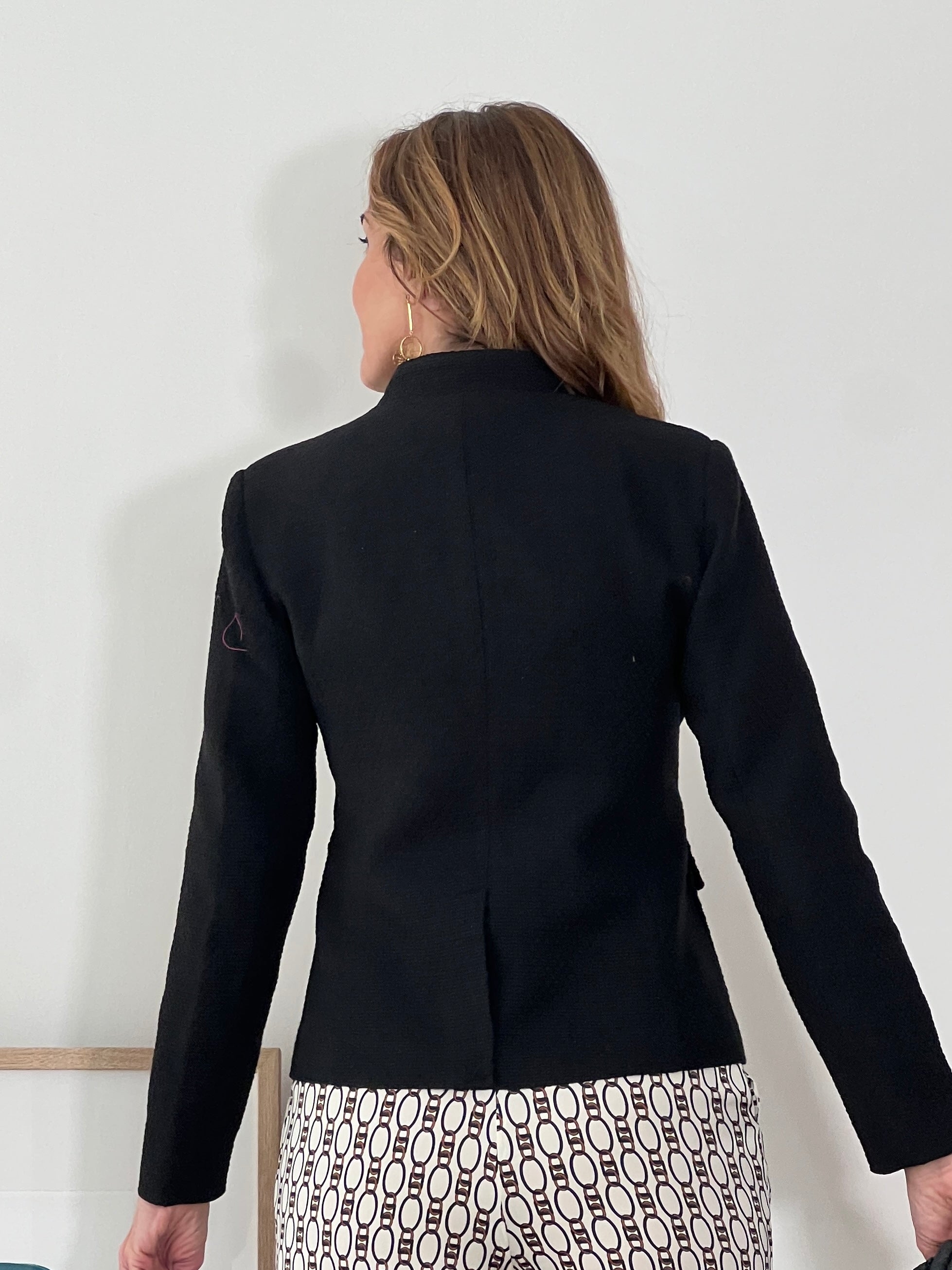 Chaqueta fondo de armario negra