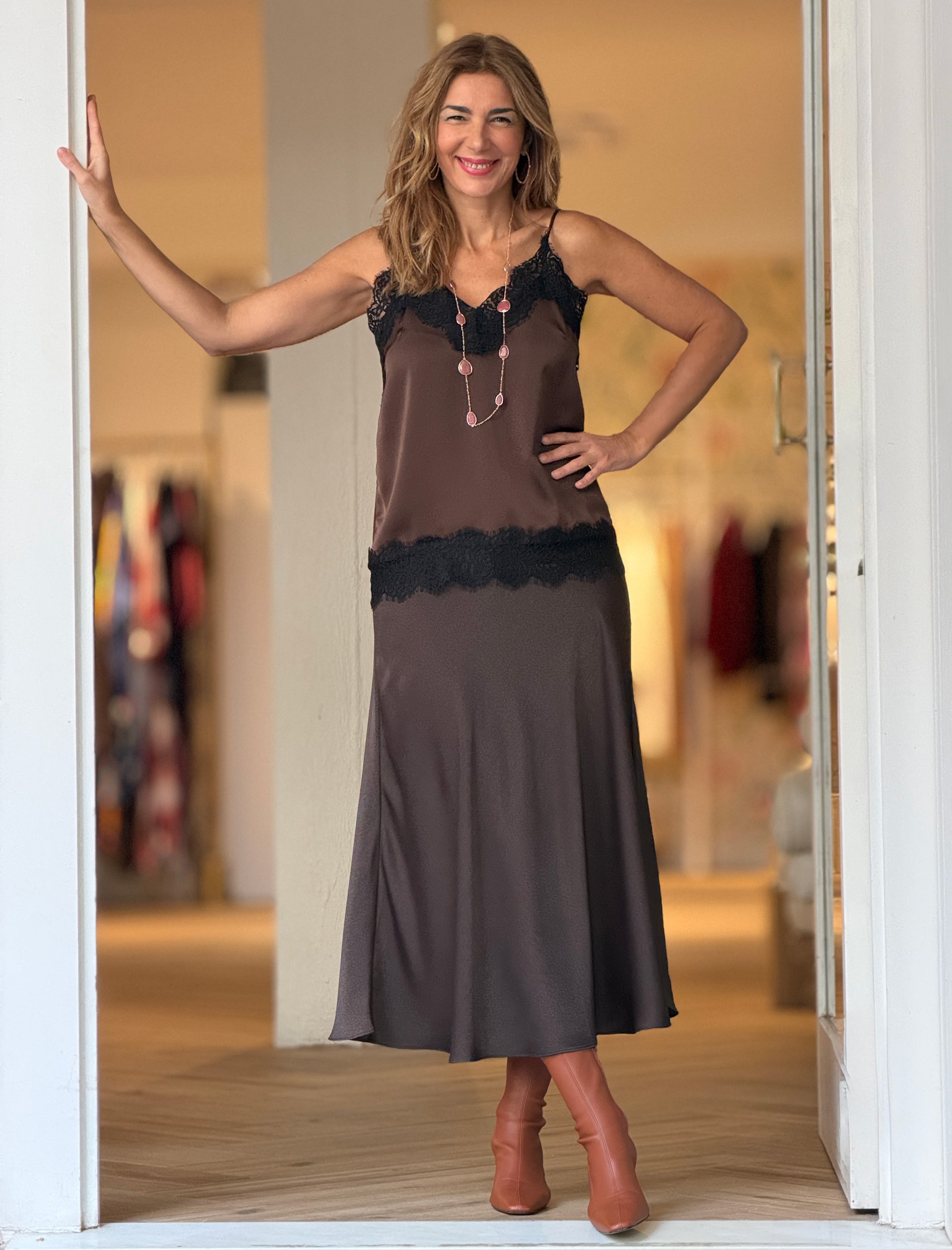 Falda evasé marrón chocolate