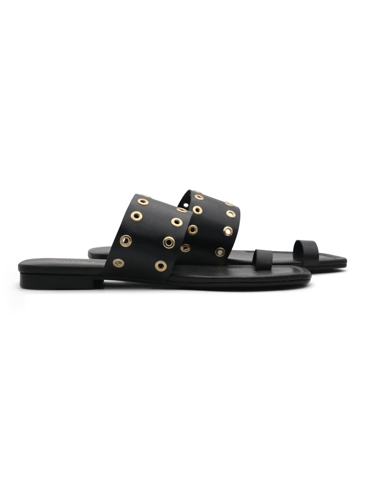 Sandalia cool de tachas negro