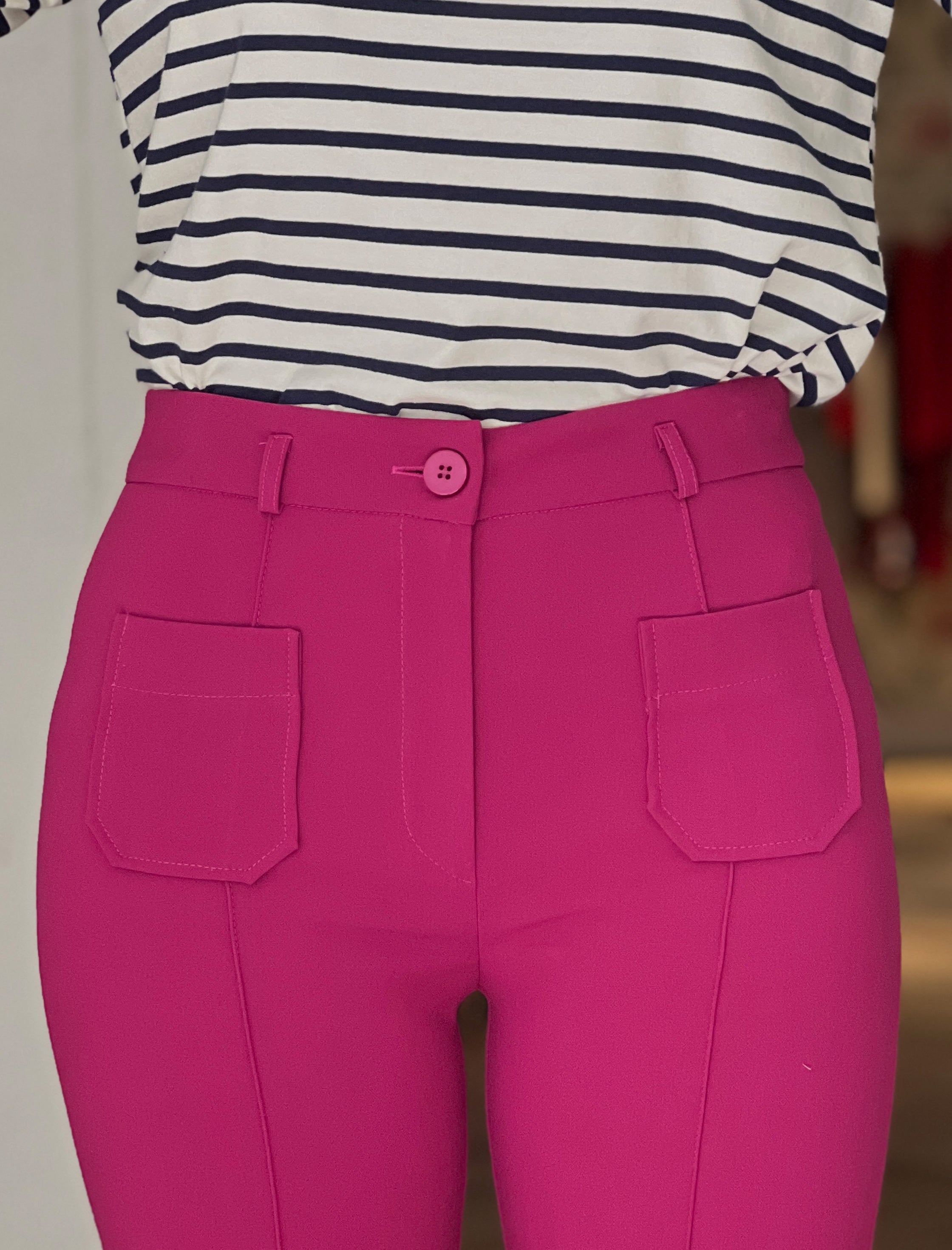 Pantalón ideal de bolsillos buganvilla