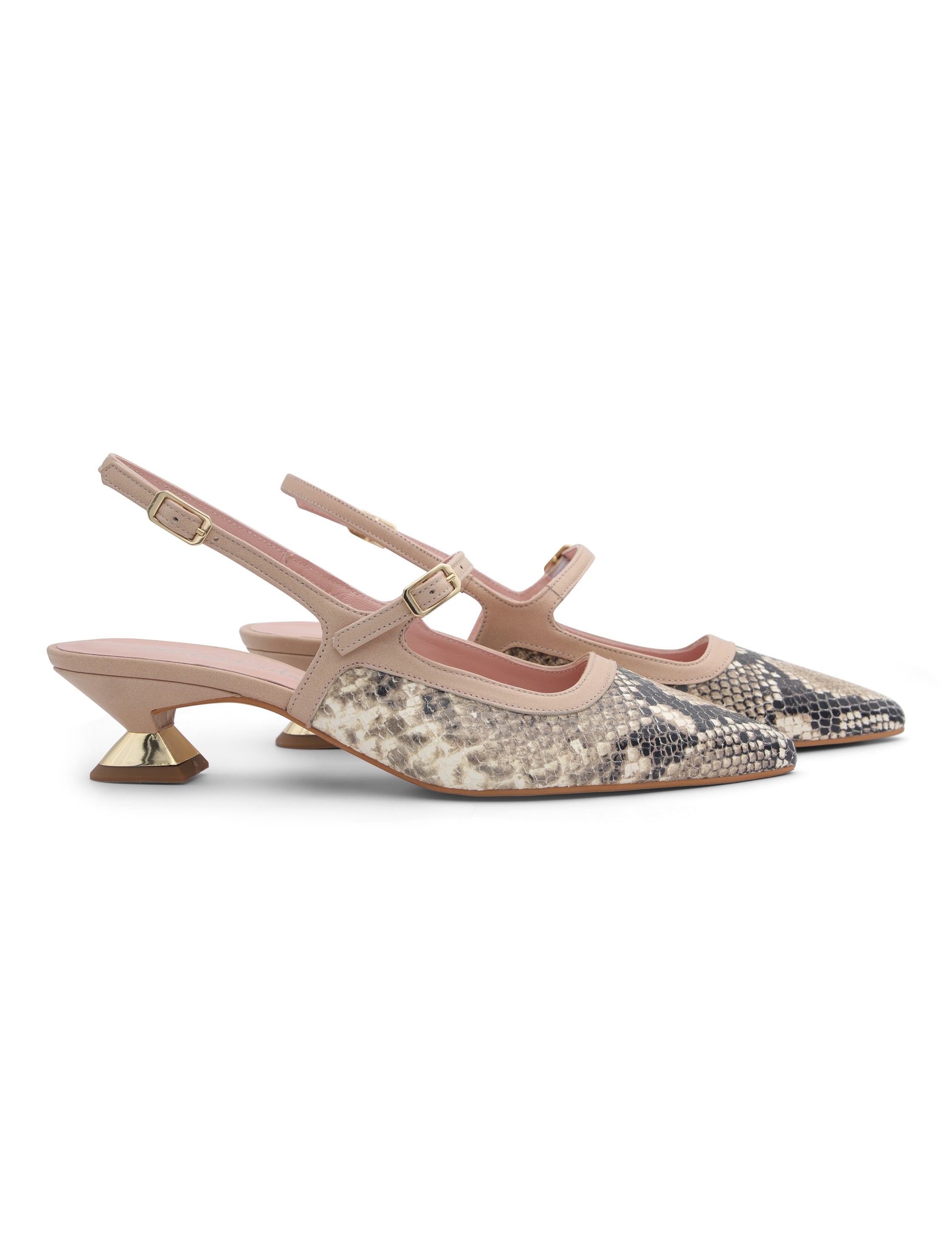 RIVE CHIC NUDE SNAKE LIVING ROOM