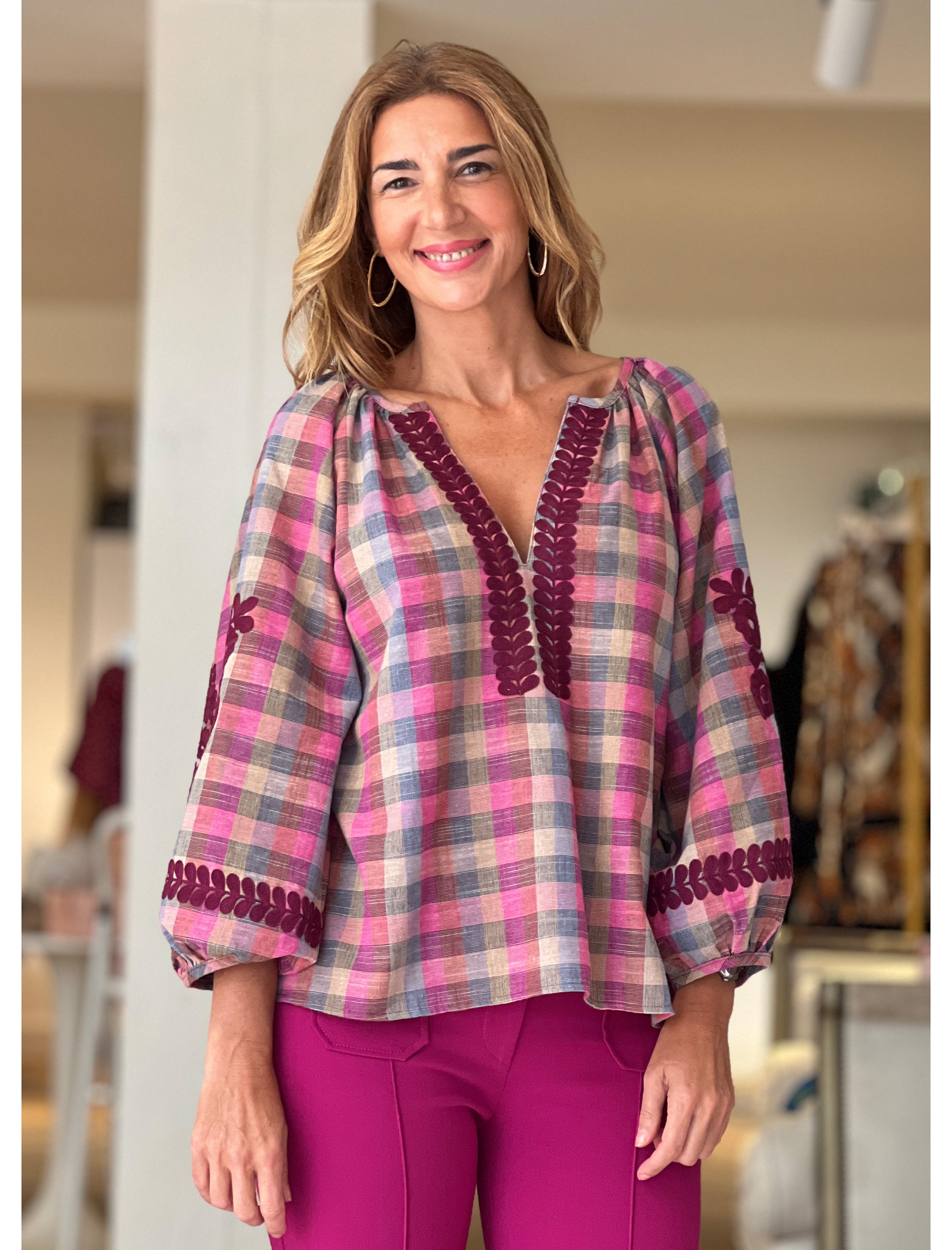 Camisa distinta y bonita
