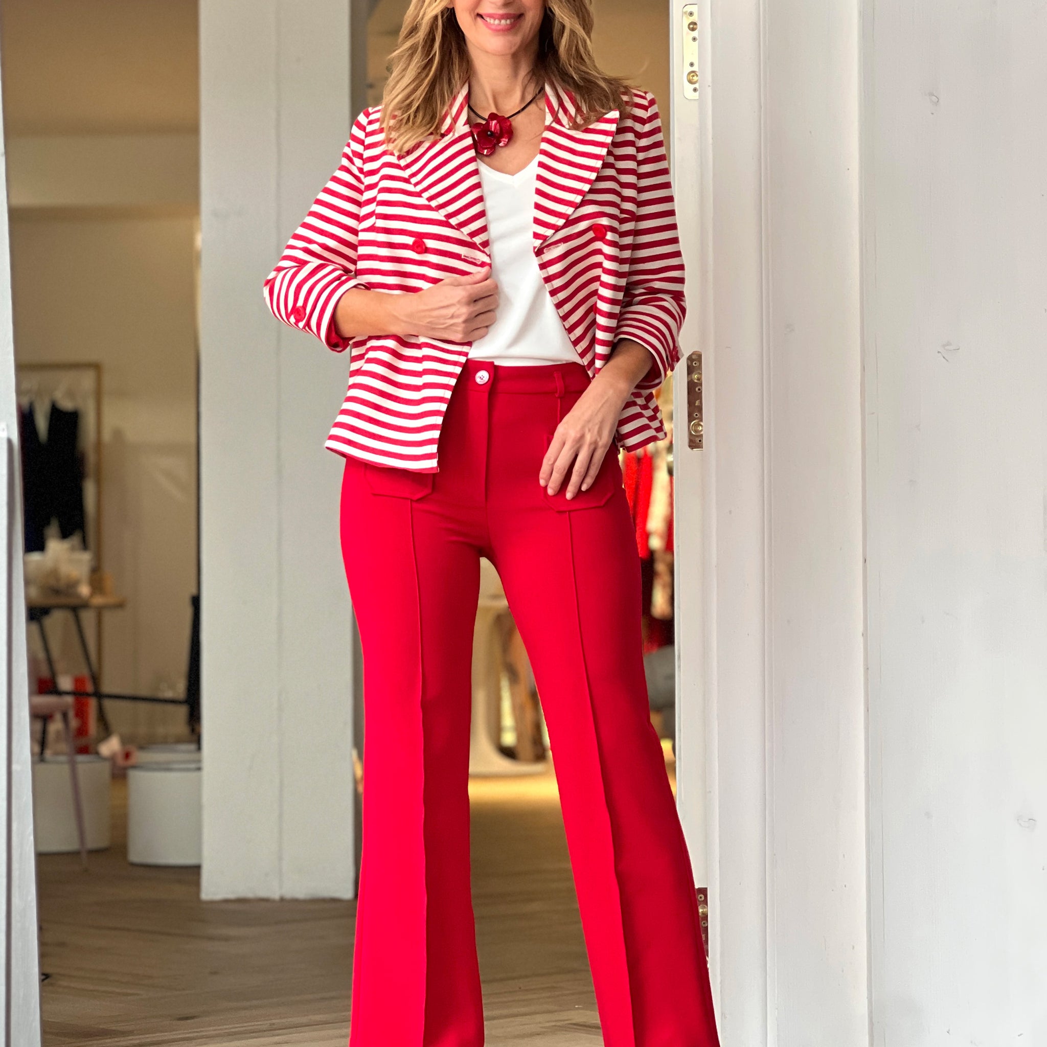 Pantalón ideal de bolsillos rojo