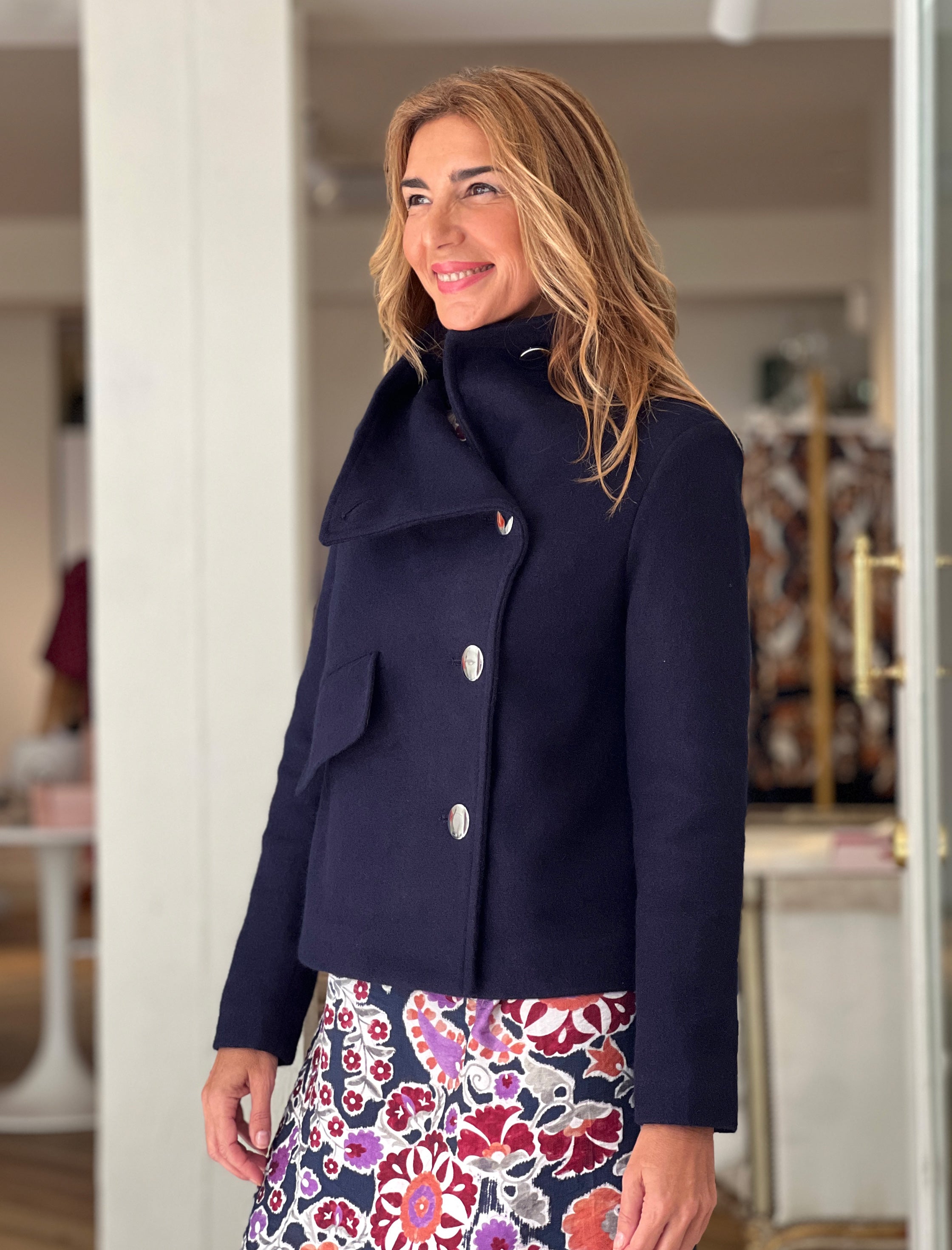 Chaqueta supersuave de botones marino
