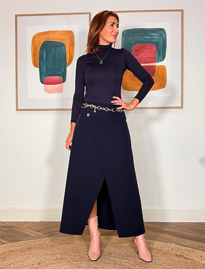 TAILORED SKIRT WITH NAVY STYLE