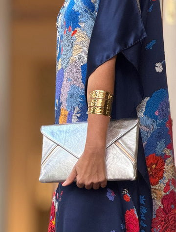 Cartera de mano plata Orquídea