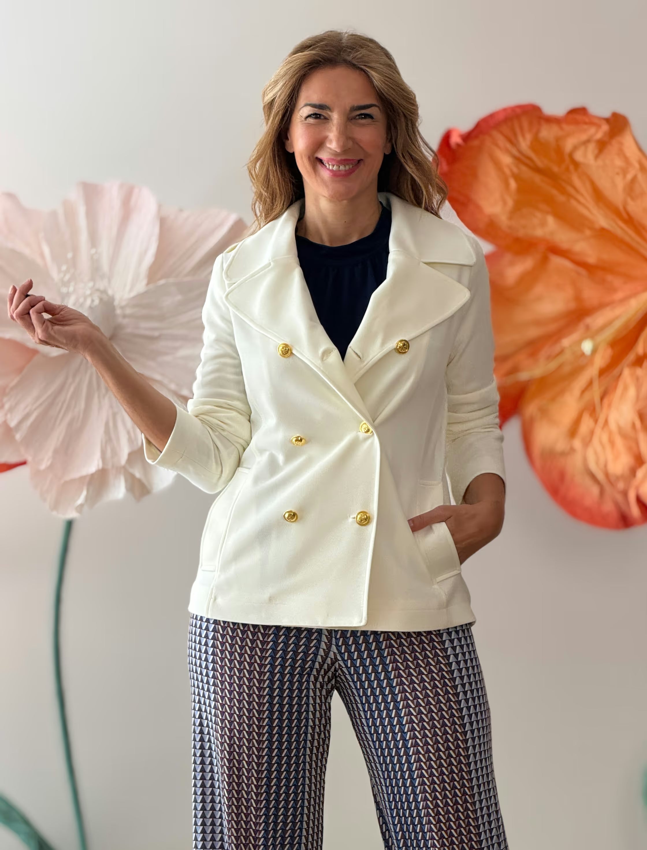 Chaqueta cruzada punto chic blanca